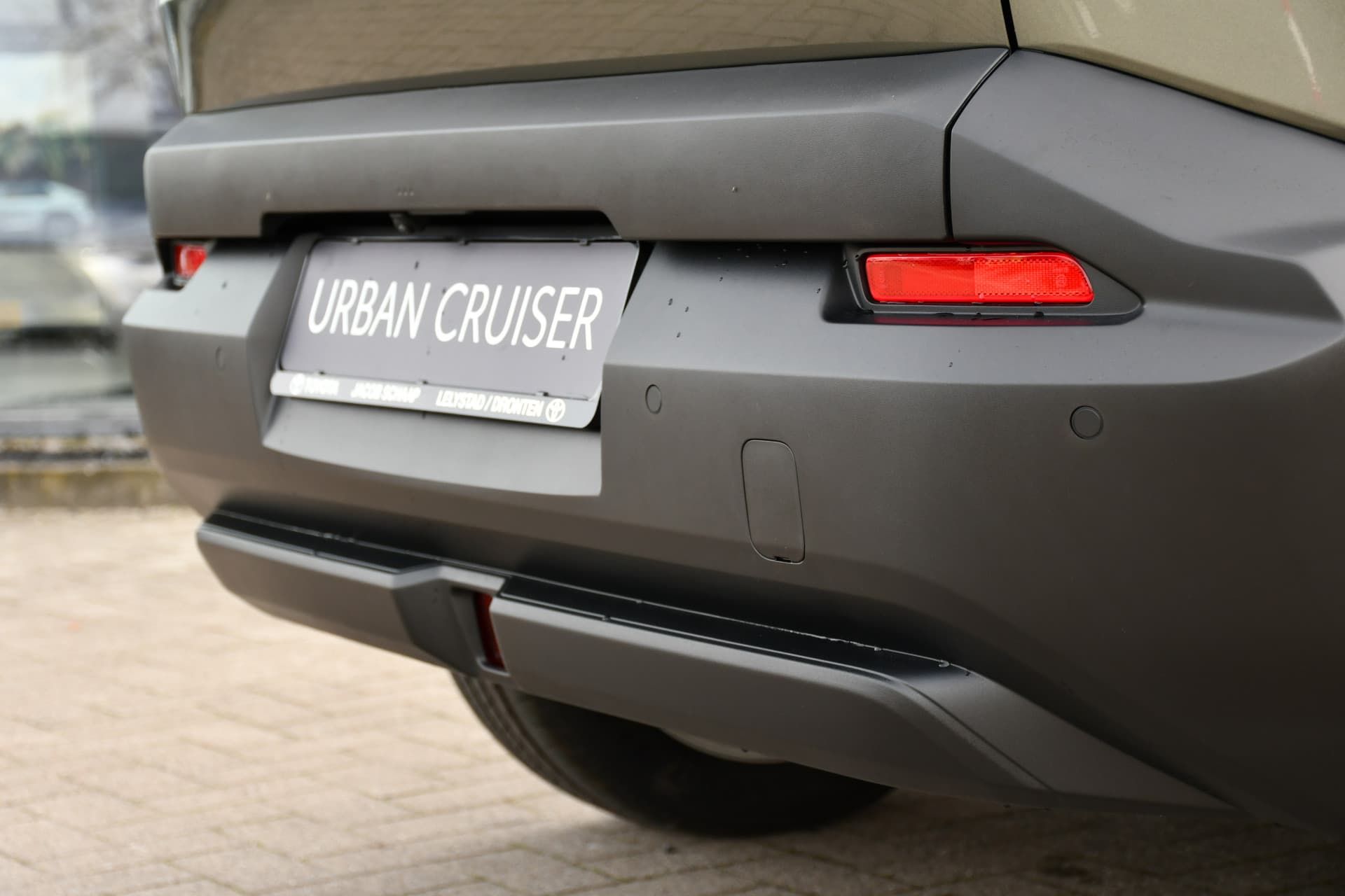 Toyota Urban Cruiser Executive 61 kWh Automaat 174pk thumbnail 41