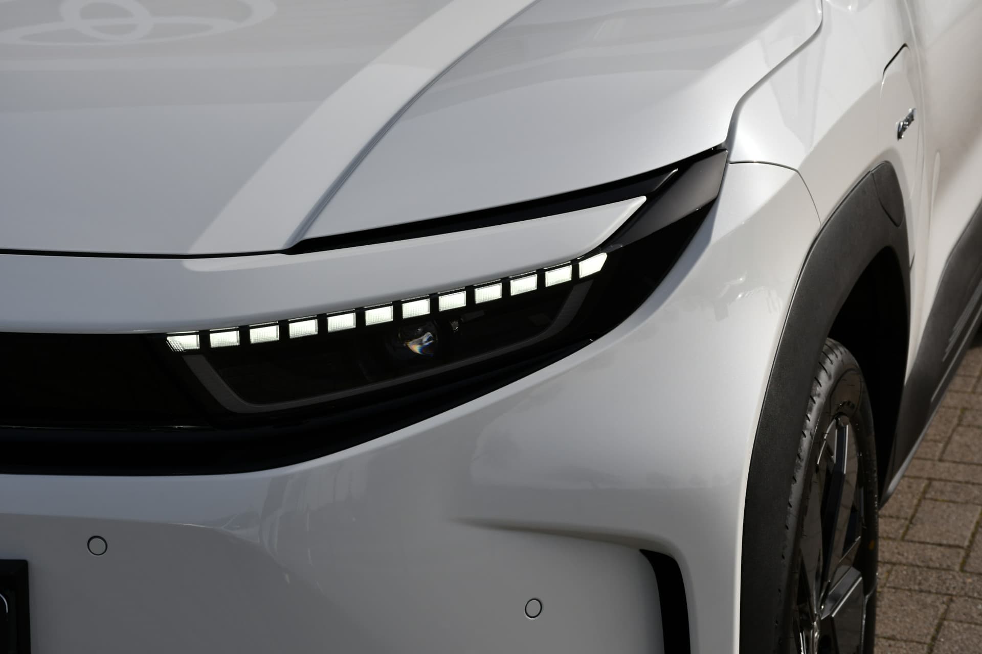 Toyota Urban Cruiser Executive 61 kWh Automaat 174pk thumbnail 19