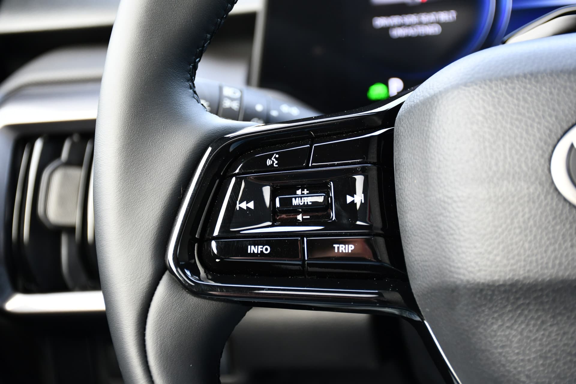 Toyota Urban Cruiser Executive 61 kWh Automaat 174pk thumbnail 26