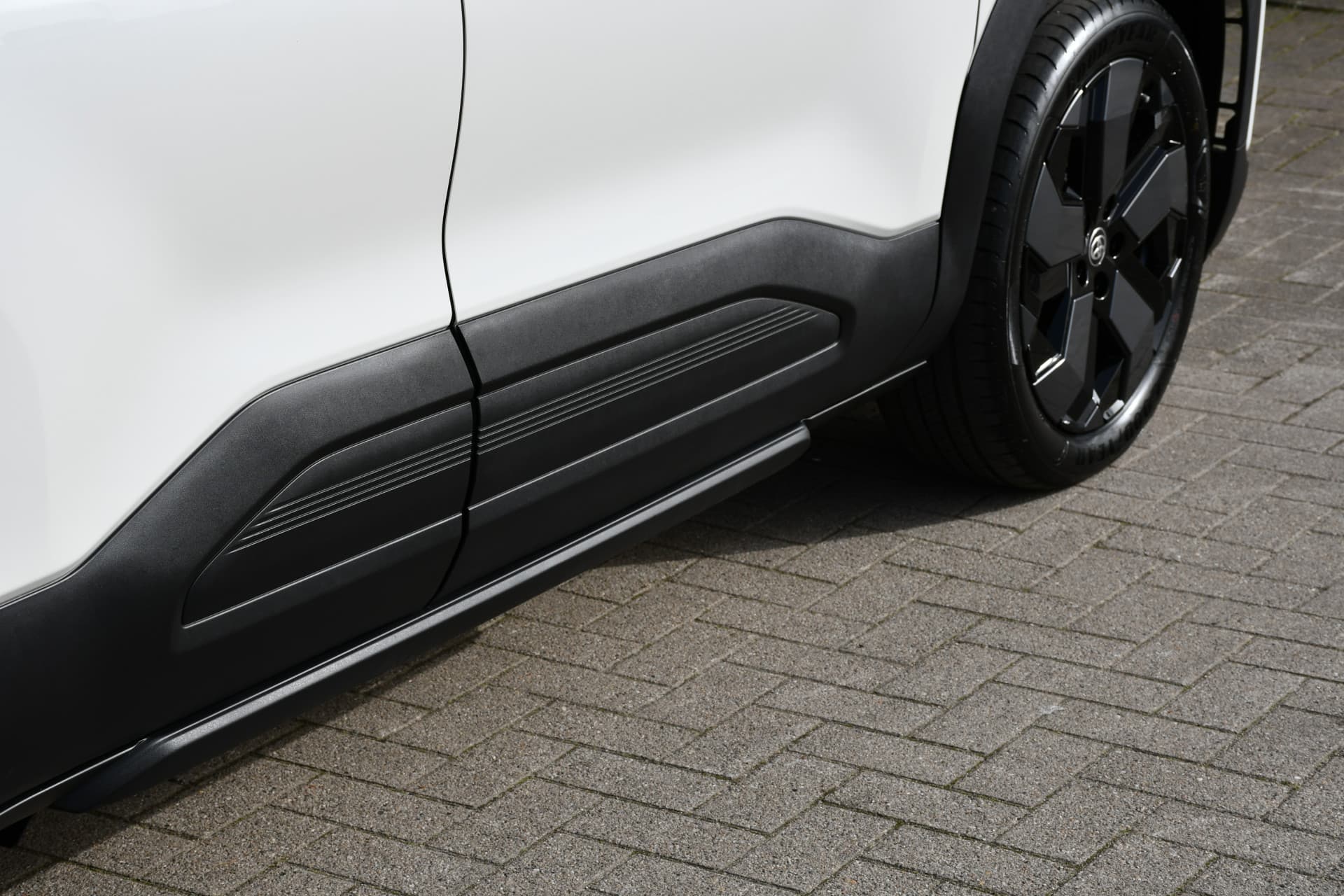 Toyota Urban Cruiser Executive 61 kWh Automaat 174pk thumbnail 37