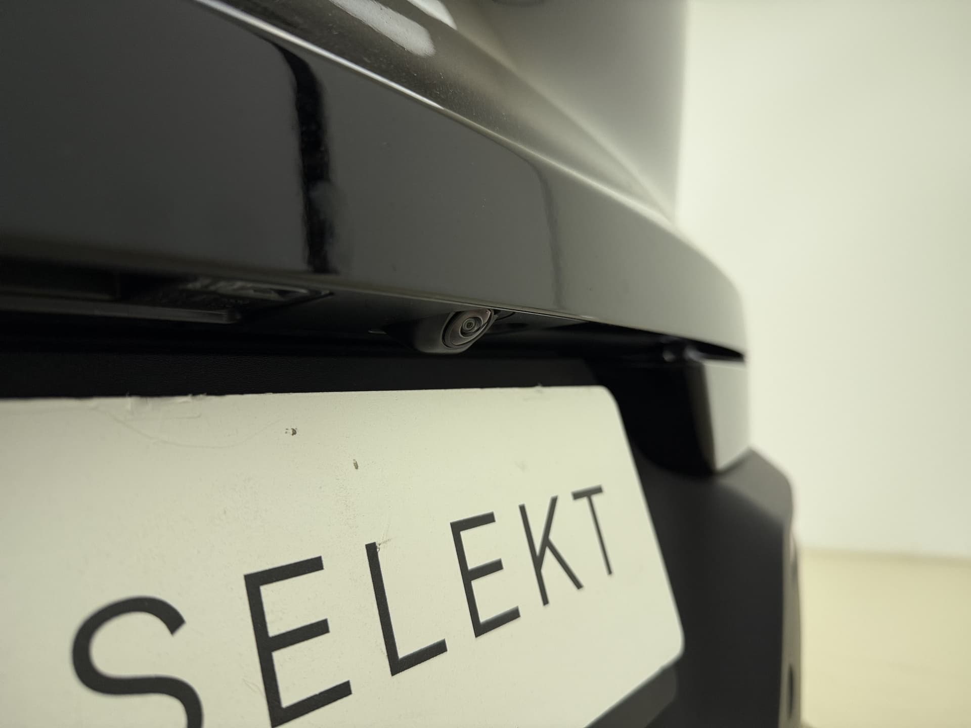 Volvo EX40 Extended Range Plus Black Edition / Pixel Koplampen / 360 Camera / 20'' / Nubuck / Harman&Kardon Audio / Getint Glas / ACC / BLIS / Stoel + Stuurw. Verwarming / thumbnail 27