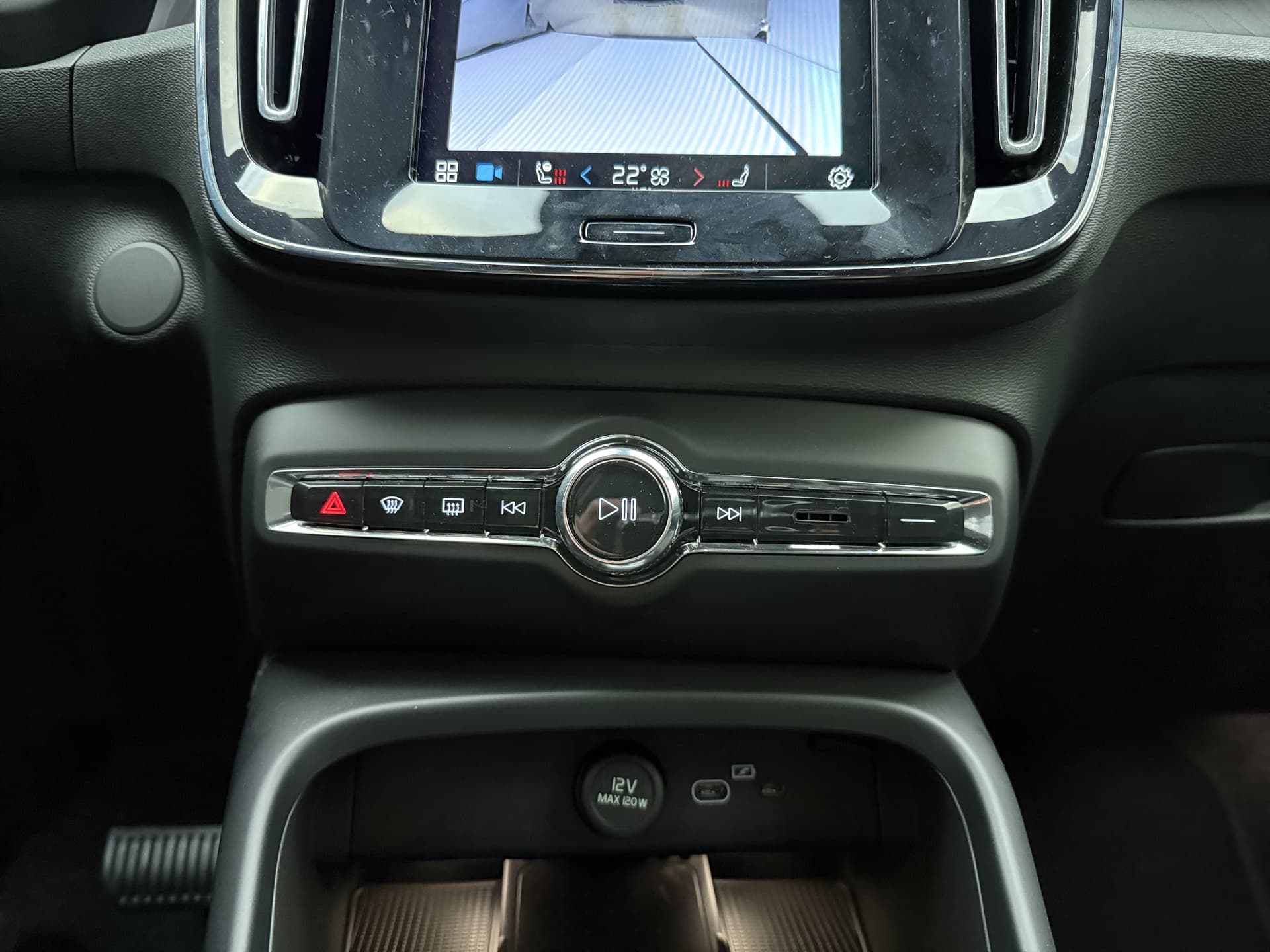 Volvo EX40 Extended Range Plus Black Edition / Pixel Koplampen / 360 Camera / 20'' / Nubuck / Harman&Kardon Audio / Getint Glas / ACC / BLIS / Stoel + Stuurw. Verwarming / thumbnail 40