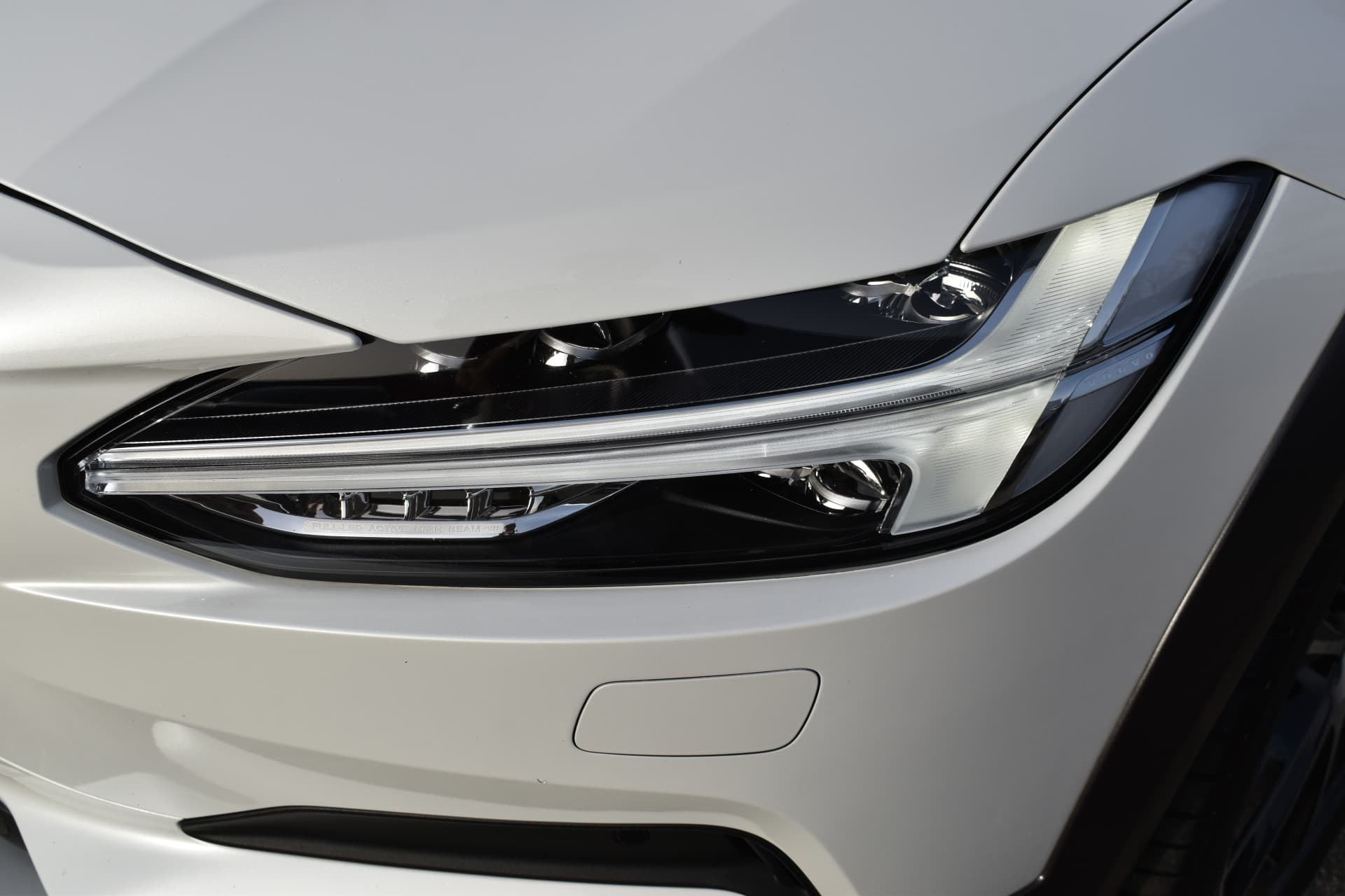 Volvo V90 Cross Country T5 AWD 250PK Automaat Pro thumbnail 3