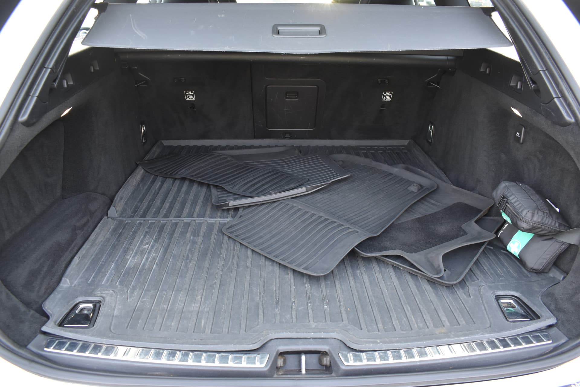 Volvo V90 Cross Country T5 AWD 250PK Automaat Pro thumbnail 12