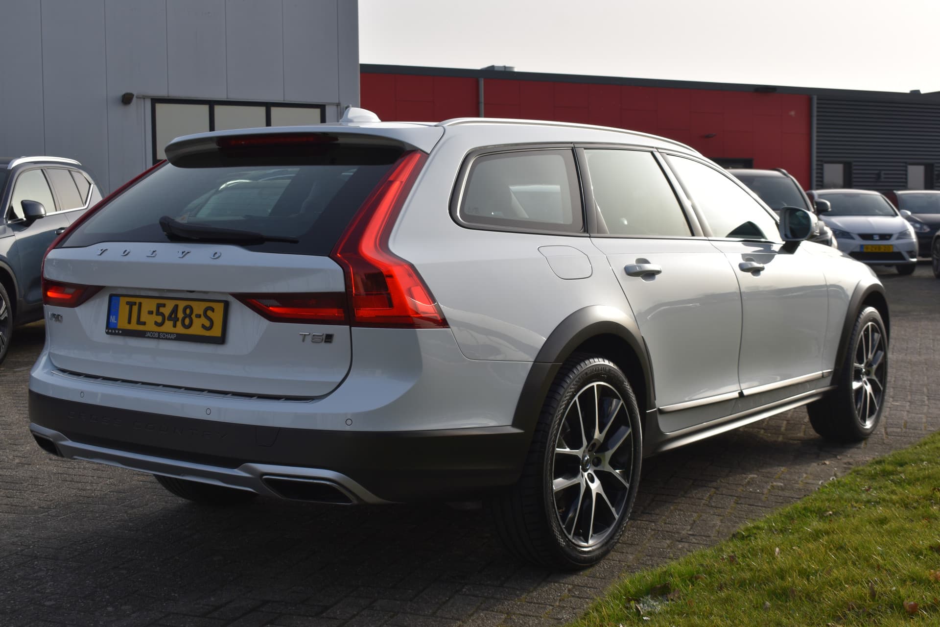 Volvo V90 Cross Country T5 AWD 250PK Automaat Pro thumbnail 14