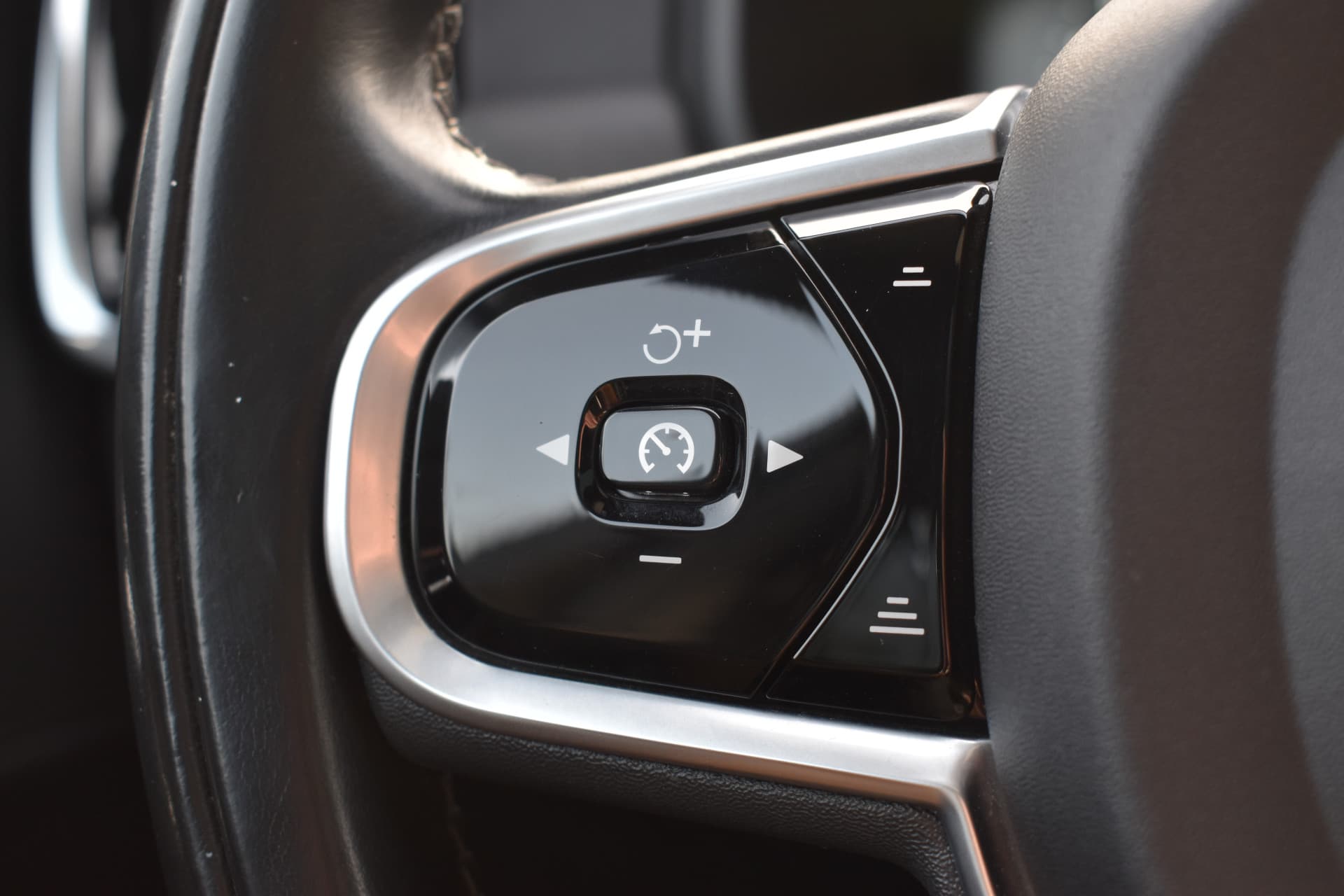 Volvo V90 Cross Country T5 AWD 250PK Automaat Pro thumbnail 36