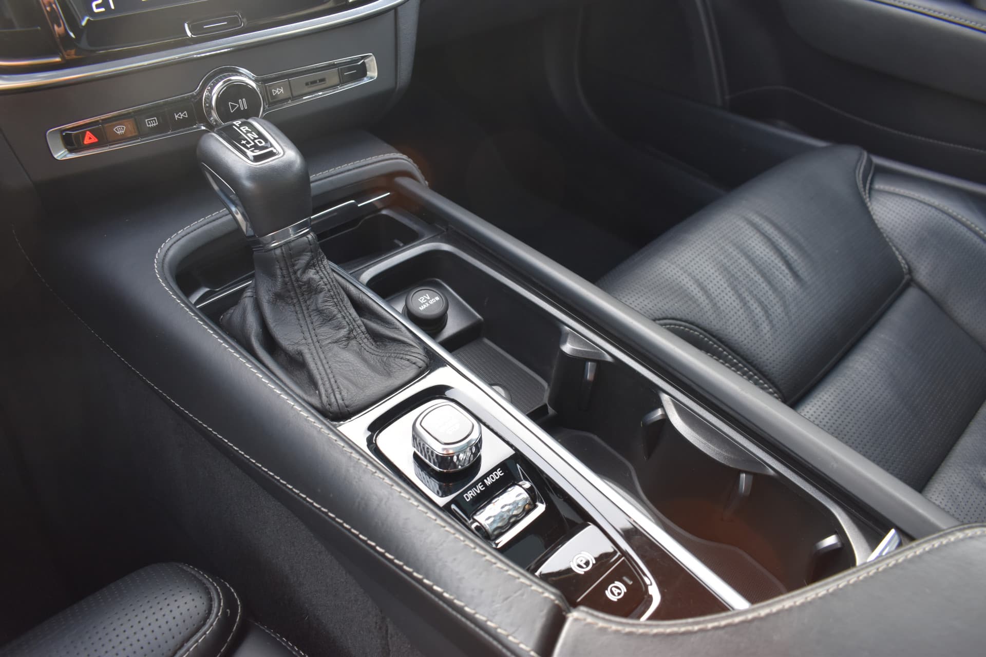 Volvo V90 Cross Country T5 AWD 250PK Automaat Pro thumbnail 39