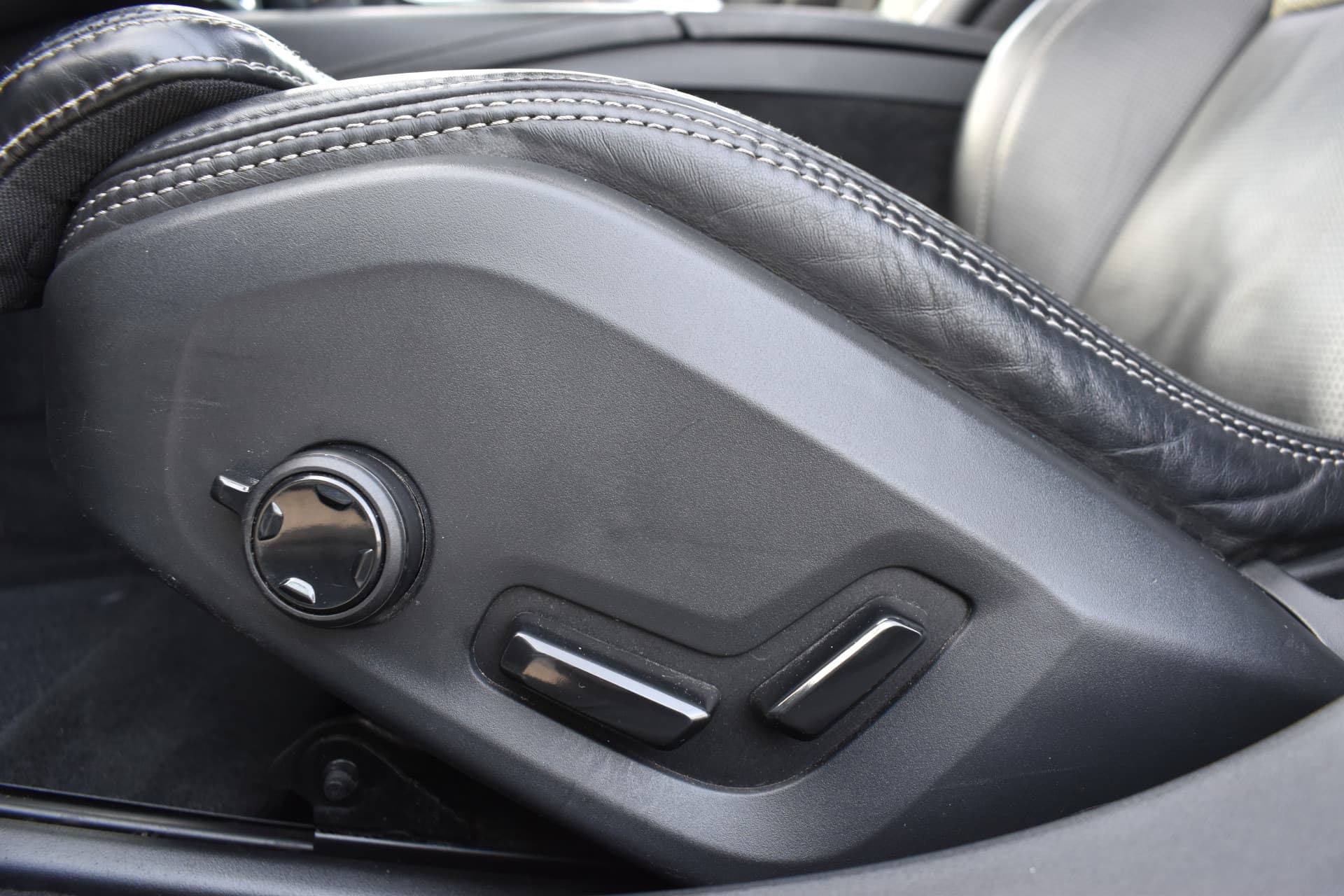 Volvo V90 Cross Country T5 AWD 250PK Automaat Pro thumbnail 57