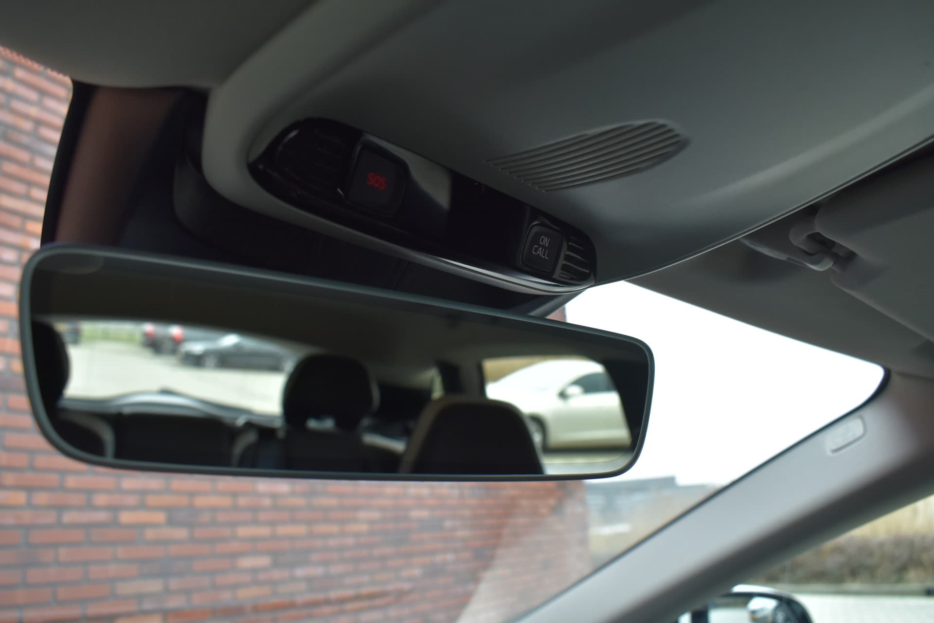 Volvo V40 T3 152PK Automaat Dynamic Edition thumbnail 23