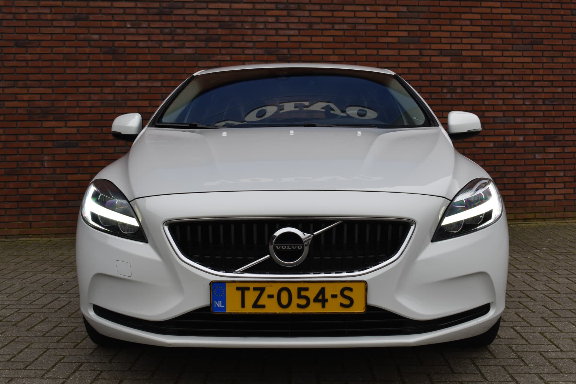 Volvo V40 T3 152PK Automaat Dynamic Edition thumbnail 26
