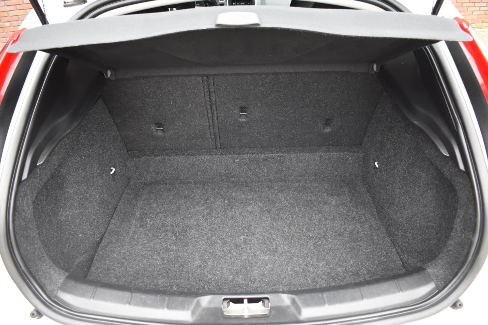 Volvo V40 T3 152PK Automaat Dynamic Edition thumbnail 29