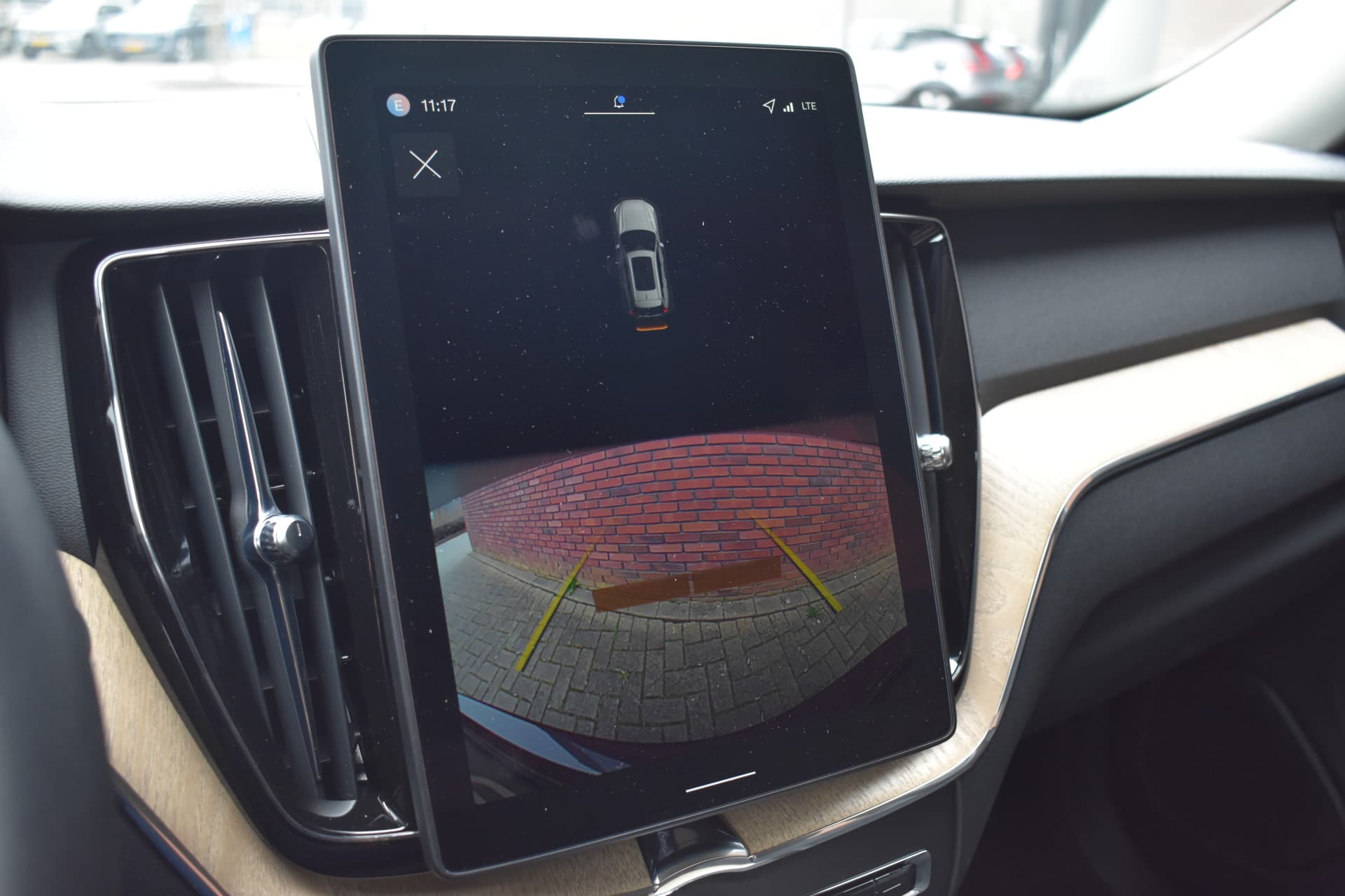 Volvo XC60 T6 350PK Plug-in hybrid AWD Plus Bright thumbnail 9