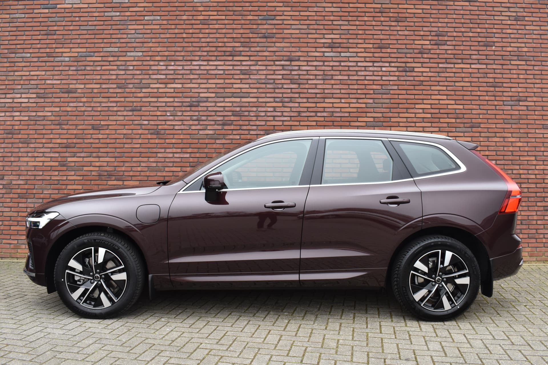 Volvo XC60 T6 350PK Plug-in hybrid AWD Plus Bright thumbnail 12