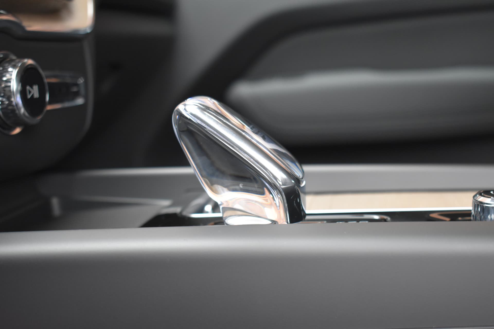 Volvo XC60 T6 350PK Plug-in hybrid AWD Plus Bright thumbnail 14