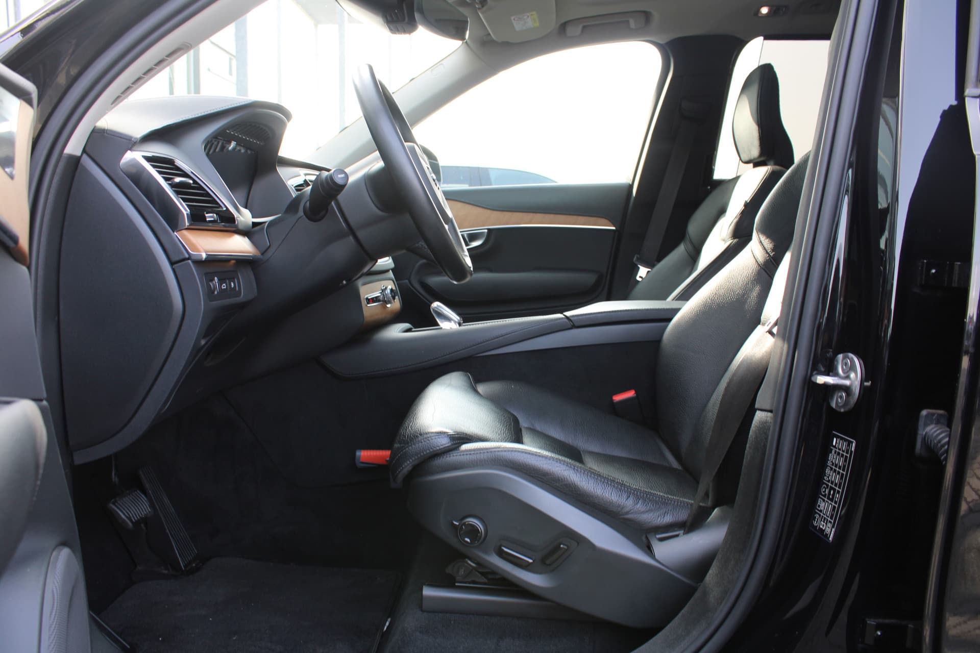 Volvo XC90 T8 Recharge AWD Inscription thumbnail 14