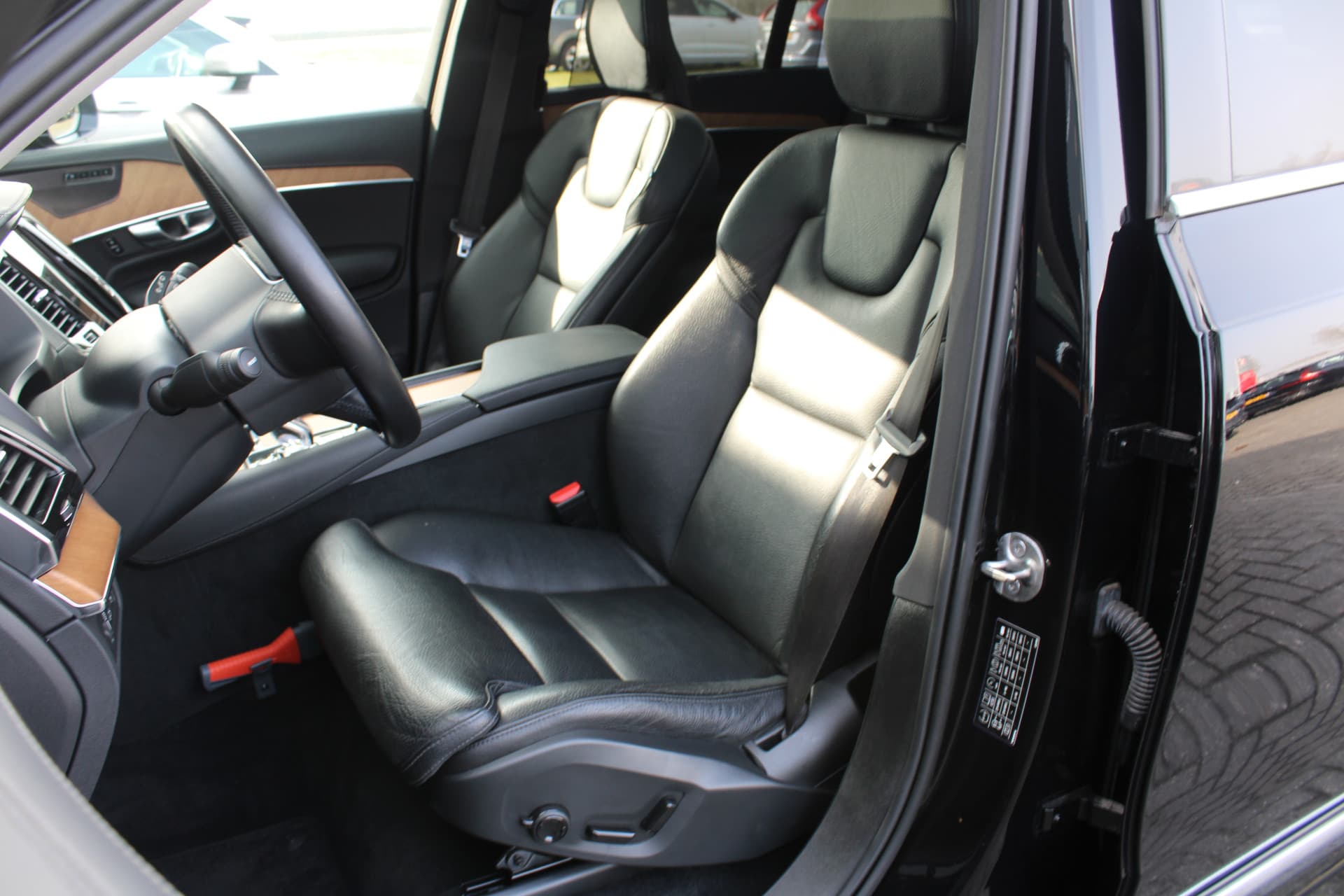 Volvo XC90 T8 Recharge AWD Inscription thumbnail 15