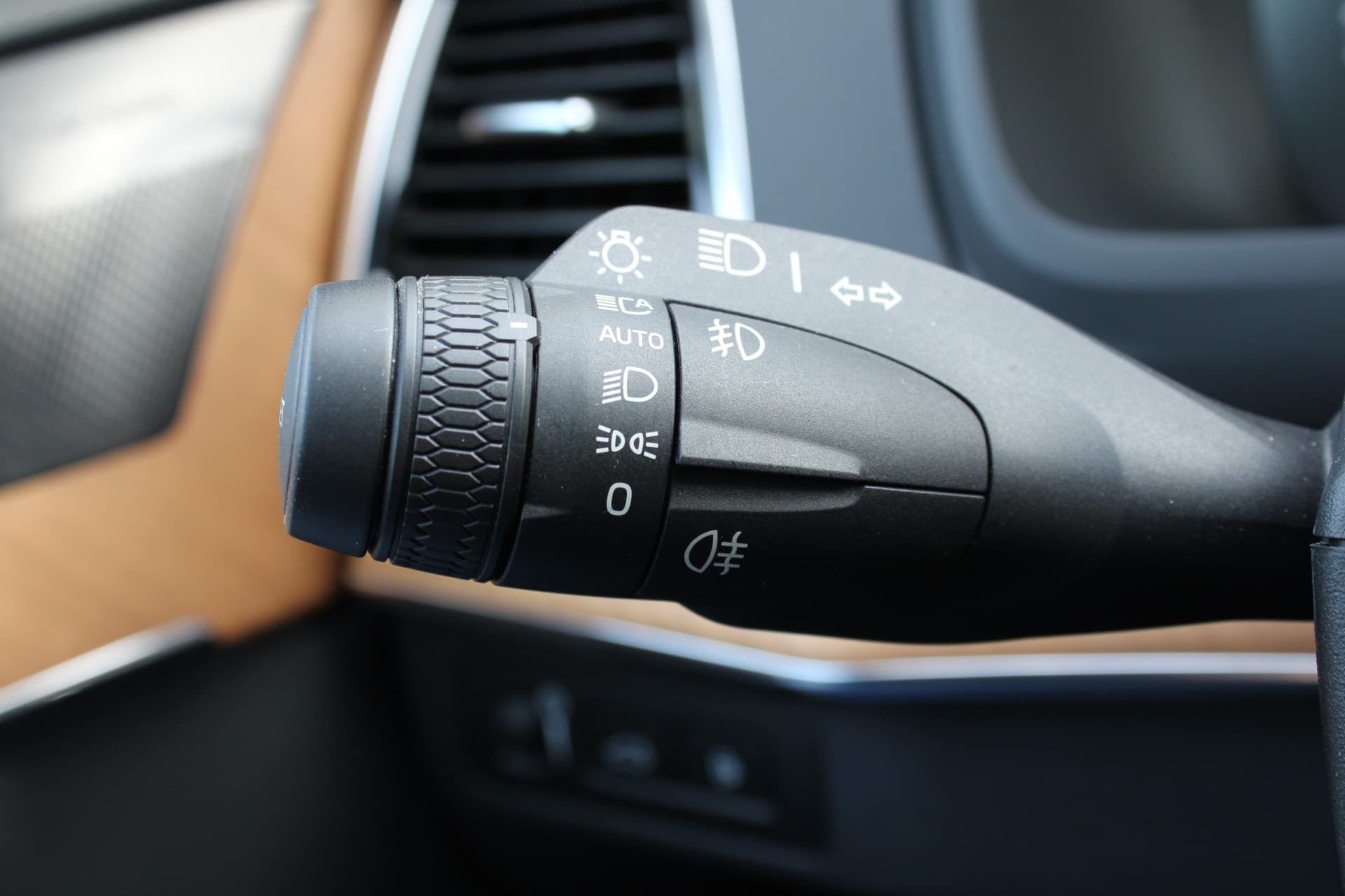 Volvo XC90 T8 Recharge AWD Inscription thumbnail 16