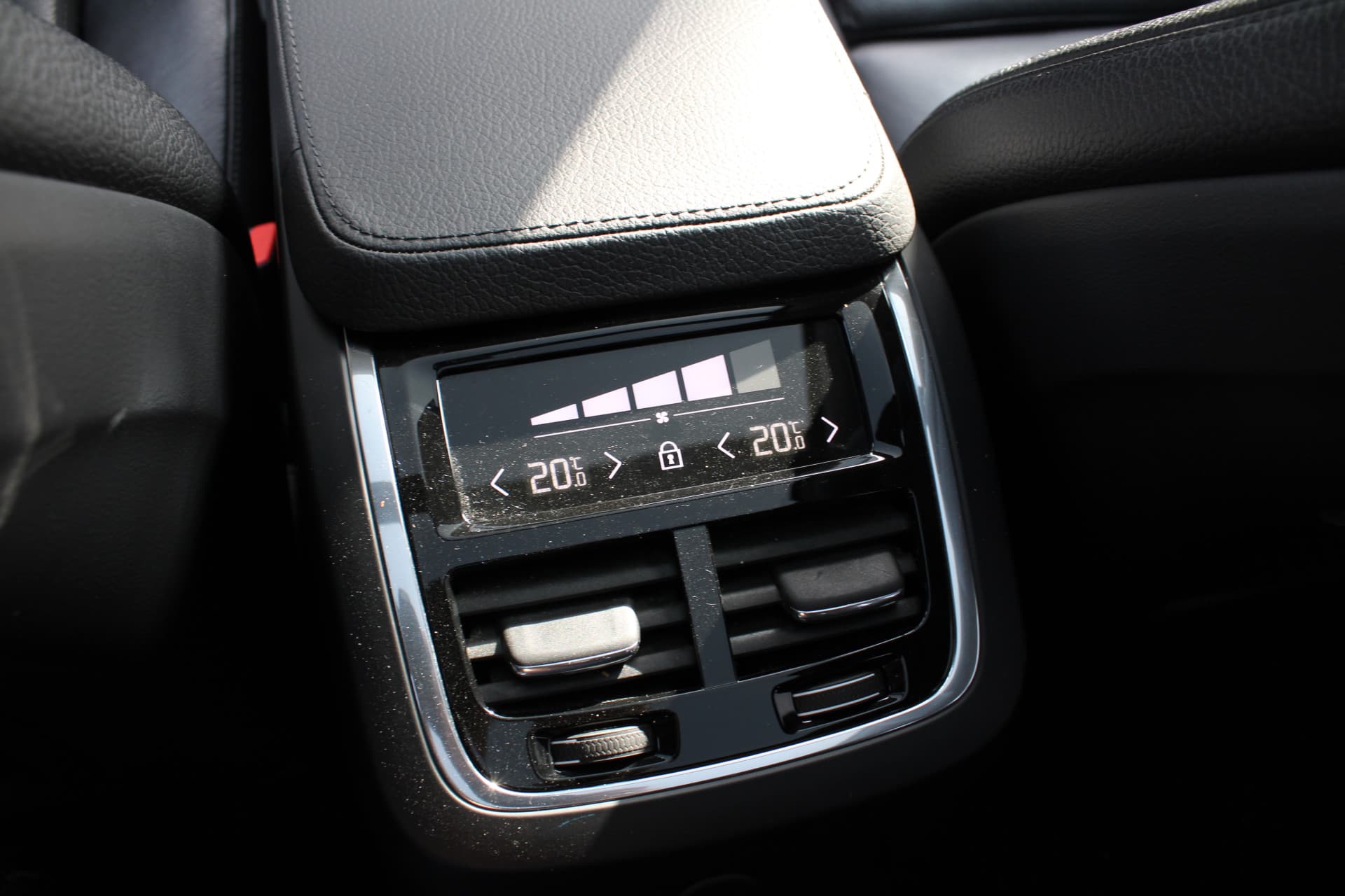 Volvo XC90 T8 Recharge AWD Inscription thumbnail 19