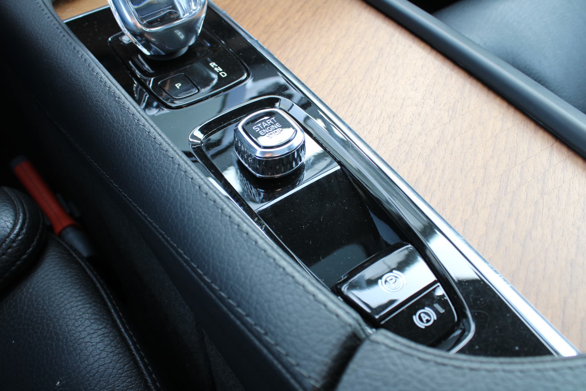 Volvo XC90 T8 Recharge AWD Inscription thumbnail 30