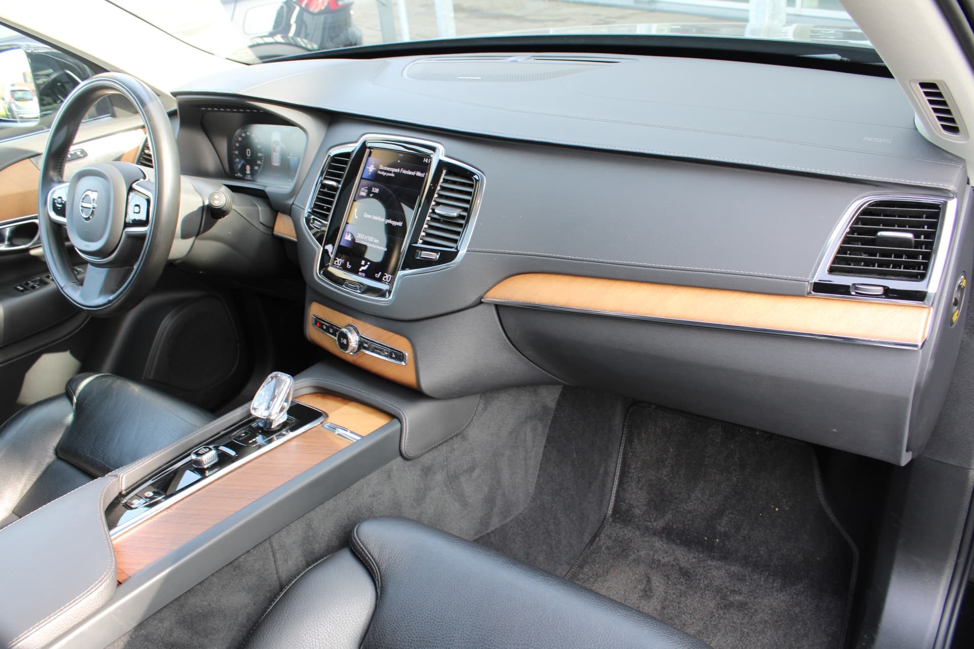 Volvo XC90 T8 Recharge AWD Inscription thumbnail 49