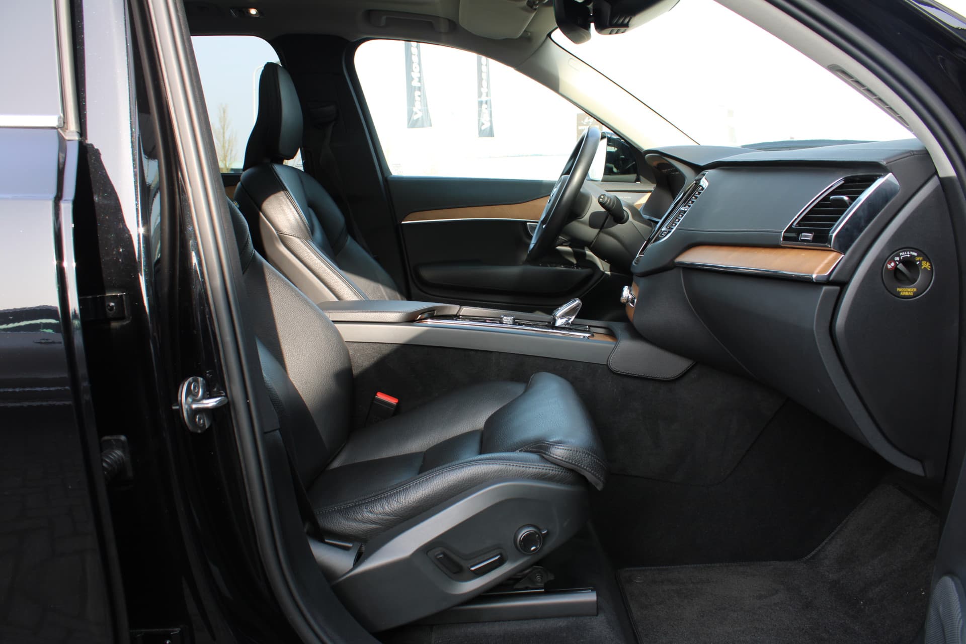 Volvo XC90 T8 Recharge AWD Inscription thumbnail 51