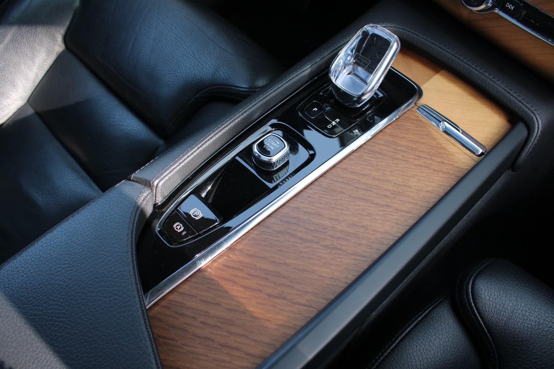 Volvo XC90 T8 Recharge AWD Inscription thumbnail 54