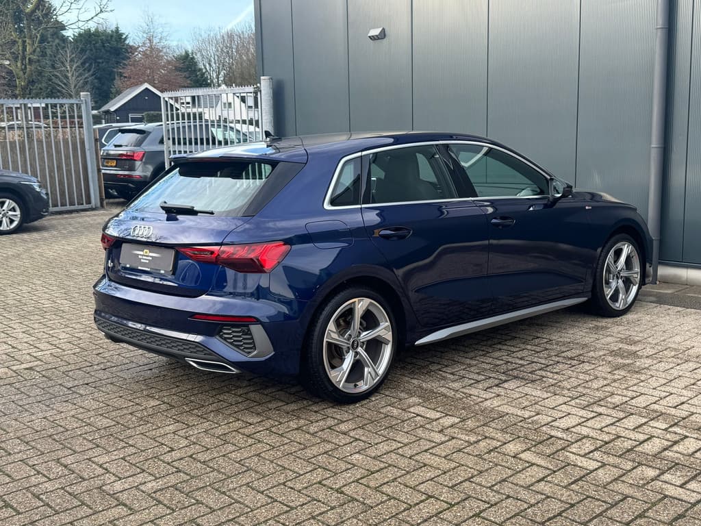 Audi A3 Sportback 30 TFSI S-line edition * Navigatie * Parkeersensoren * Audi Sound * thumbnail 23