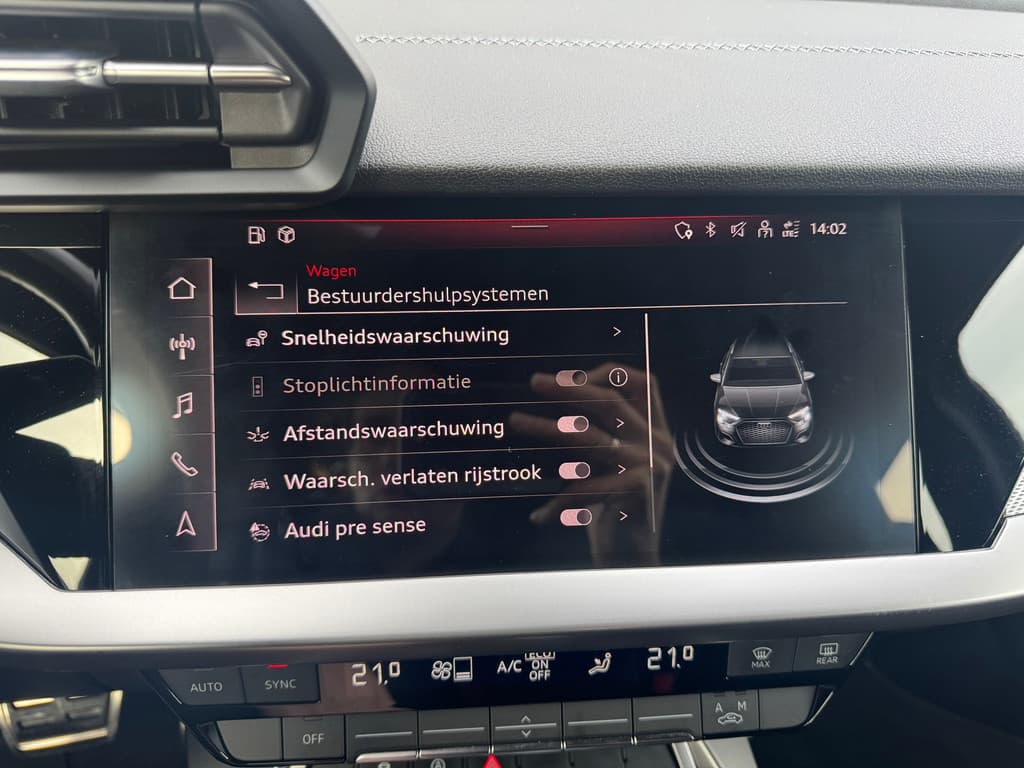 Audi A3 Sportback 30 TFSI S-line edition * Navigatie * Parkeersensoren * Audi Sound * thumbnail 46