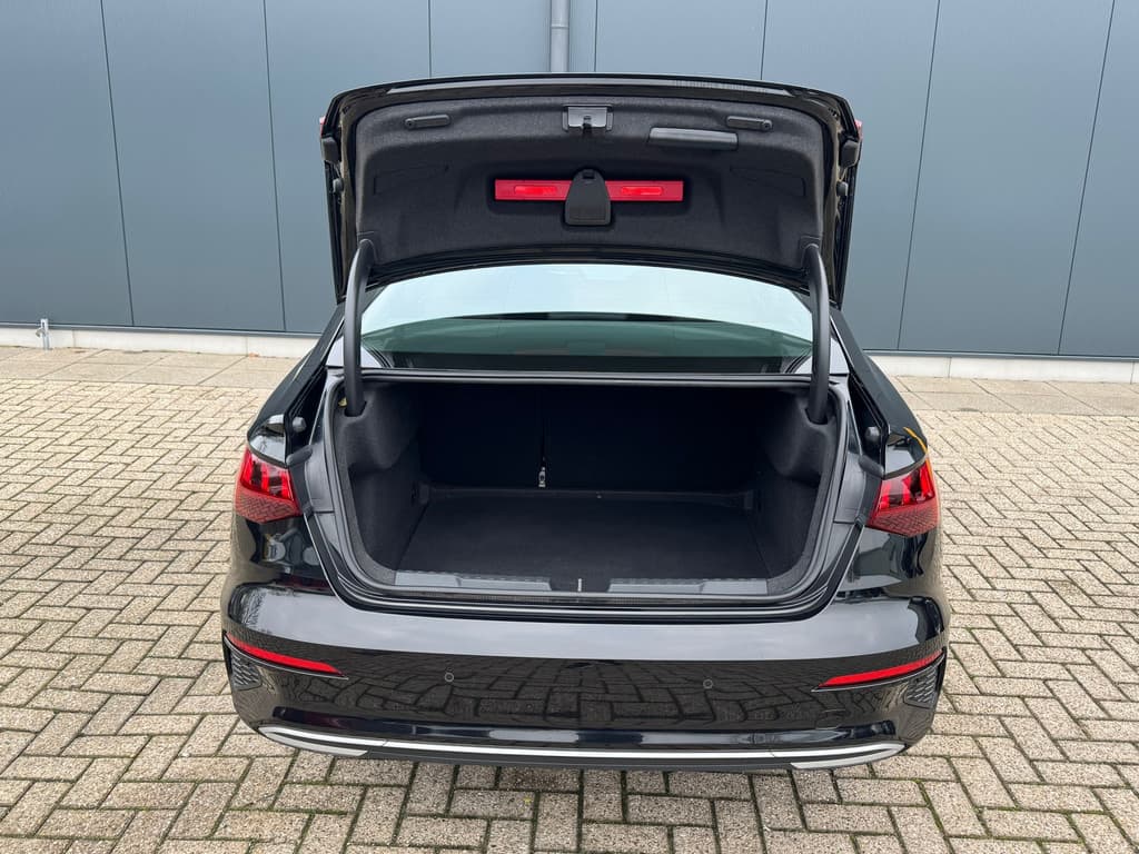 Audi A3 Limousine 30 TFSI Advanced edition * Navigatie * Parkeersensoren * Sportstoelen * Cruise Control * thumbnail 20