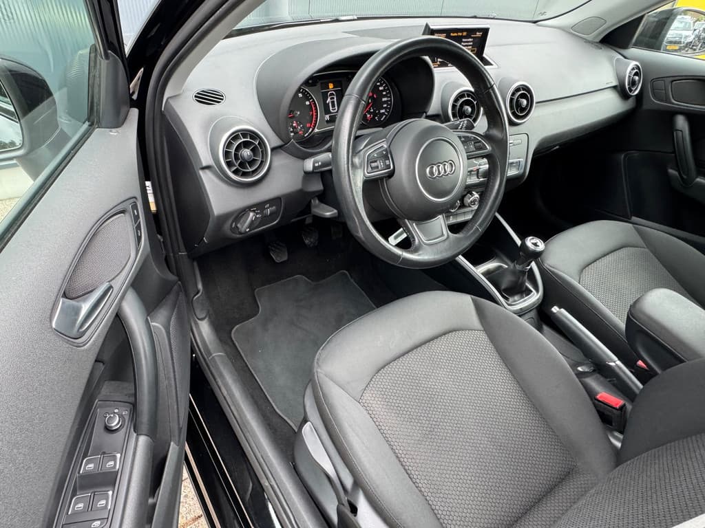 Audi A1 Sportback 1.0 TFSI Pro Line * Stoelverwarming * Led * Lichtmetalen Velgen thumbnail 7