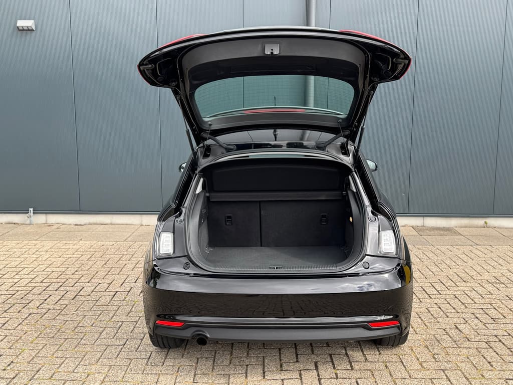 Audi A1 Sportback 1.0 TFSI Pro Line * Stoelverwarming * Led * Lichtmetalen Velgen thumbnail 19