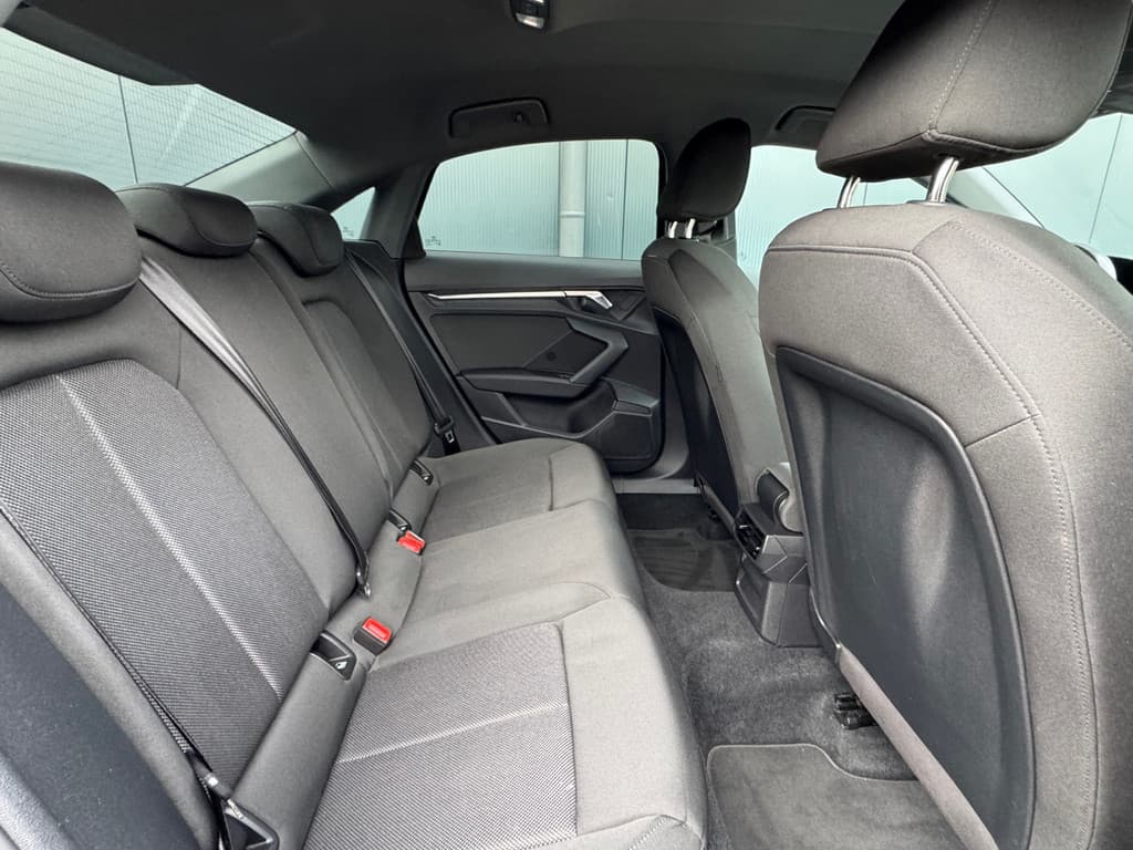 Audi A3 Limousine 30 TFSI Automaat * Carplay * Optiek Zwart * Parkeersensoren * thumbnail 30