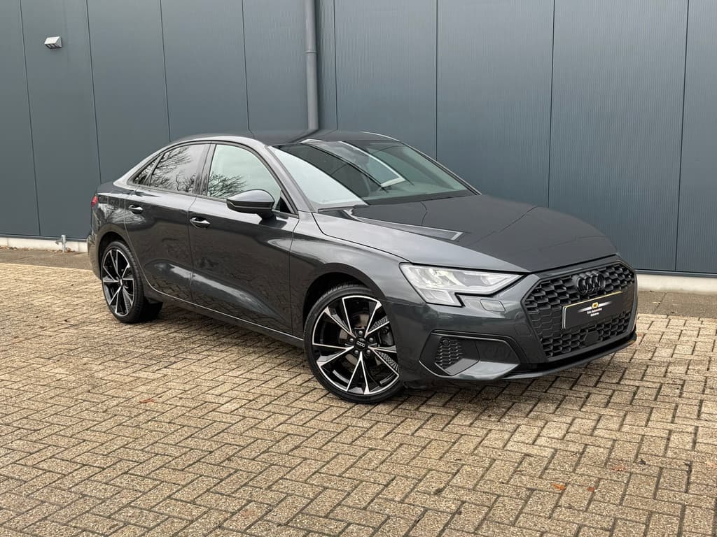 Audi A3 Limousine 30 TFSI Automaat * Carplay * Optiek Zwart * Parkeersensoren * thumbnail 31