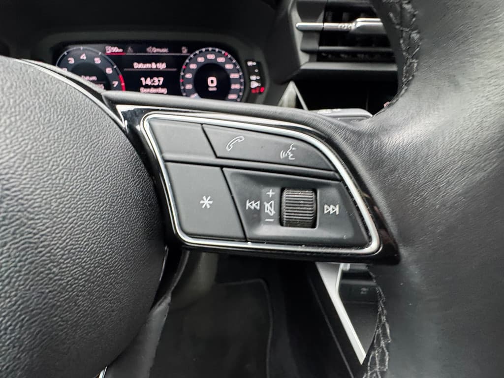 Audi A3 Limousine 30 TFSI Automaat * Carplay * Optiek Zwart * Parkeersensoren * thumbnail 41