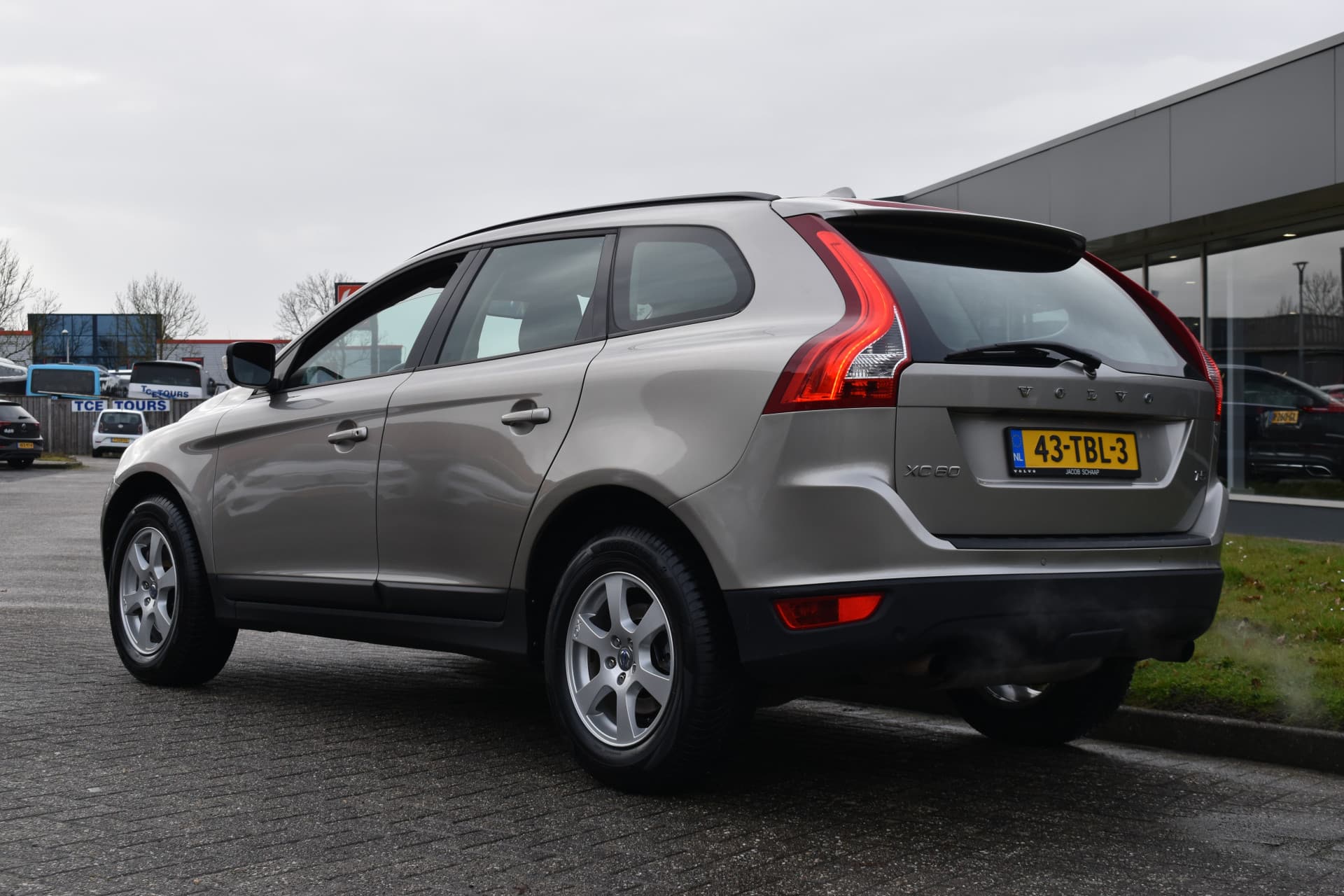 Volvo XC60 T5 241PK Automaat Kinetic thumbnail 13