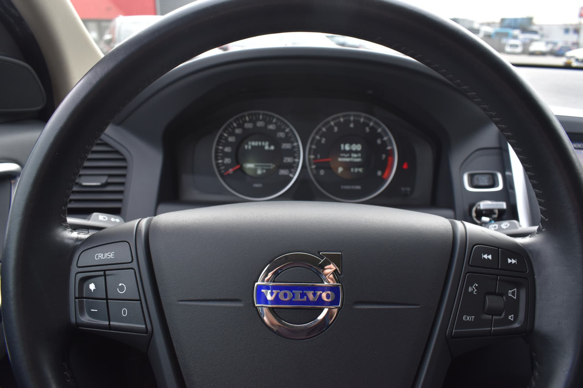 Volvo XC60 T5 241PK Automaat Kinetic thumbnail 17