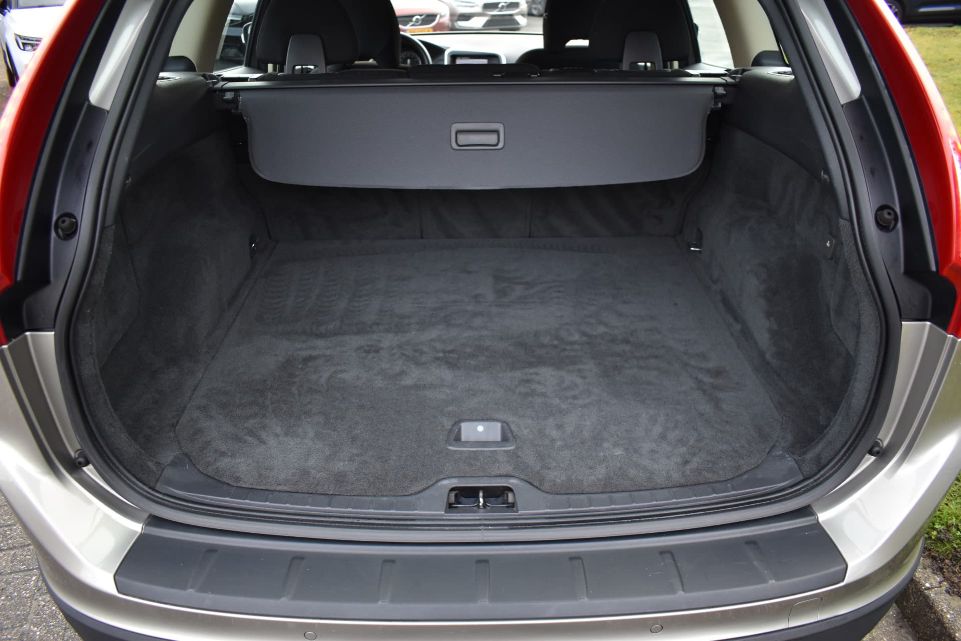 Volvo XC60 T5 241PK Automaat Kinetic thumbnail 24