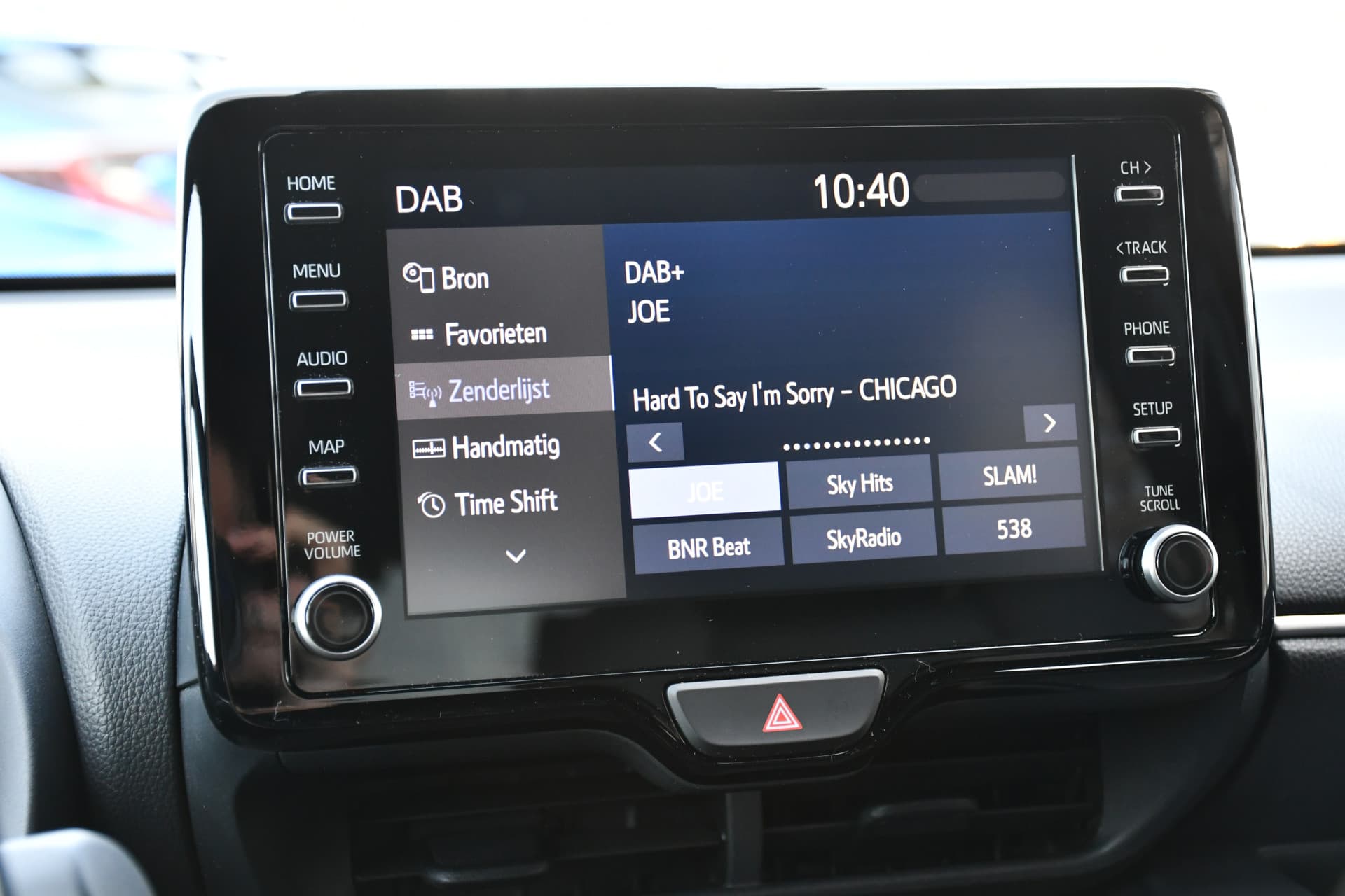 Toyota Yaris 1.5 Hybrid Launch Edition Limited Automaat 116pk thumbnail 10