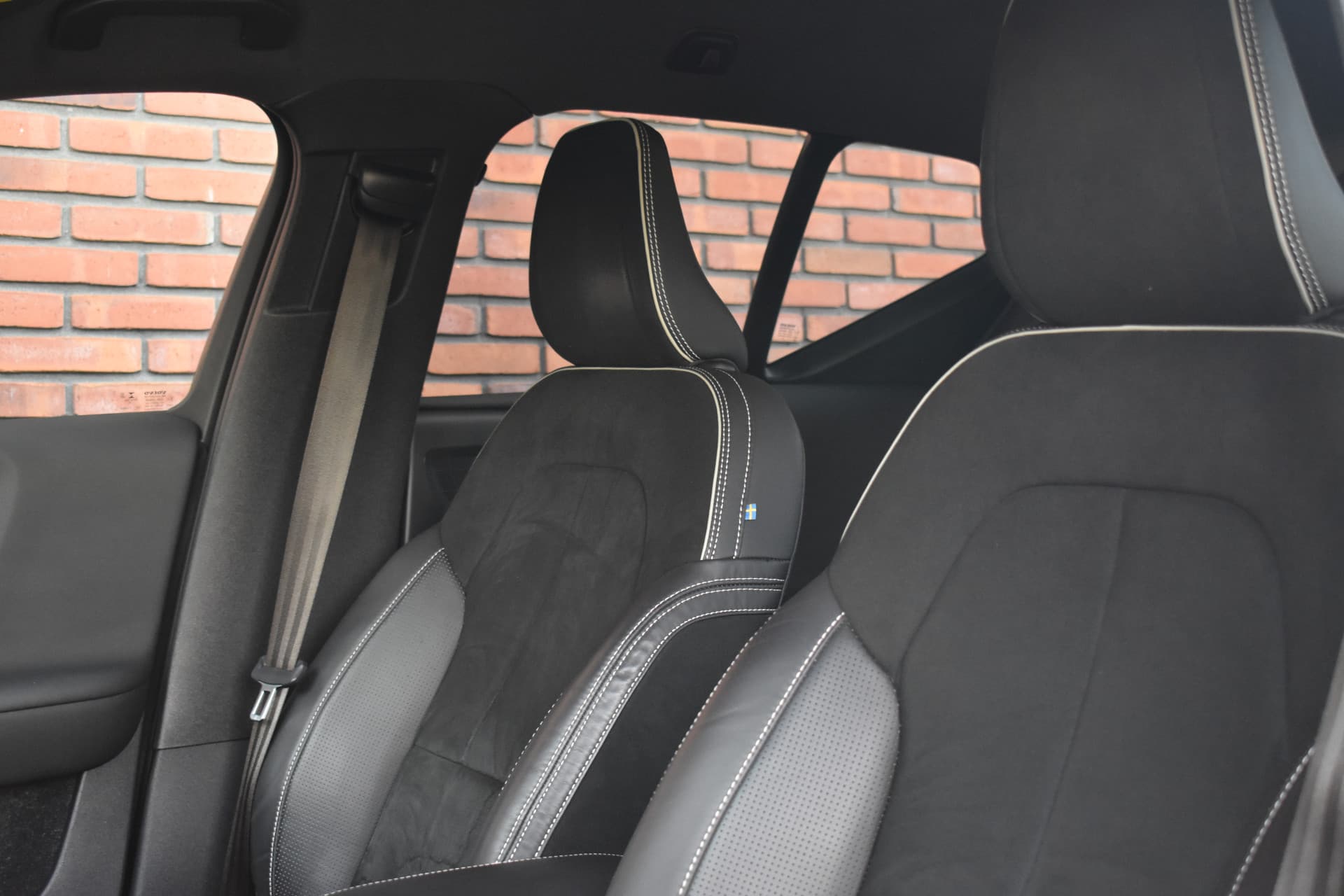 Volvo XC40 T2 129PK Automaat R-Design thumbnail 5