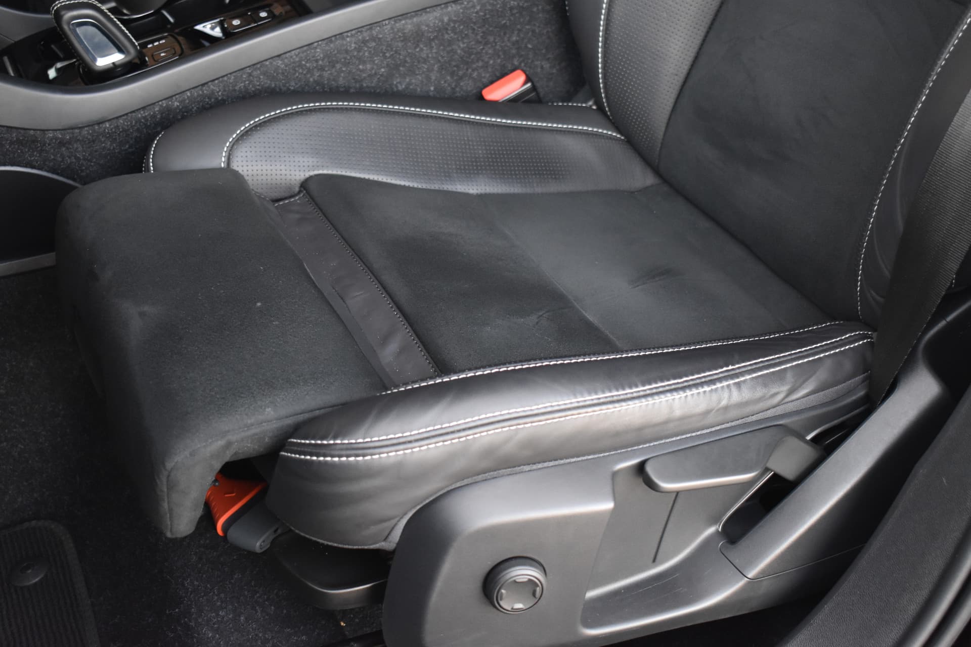 Volvo XC40 T2 129PK Automaat R-Design thumbnail 6