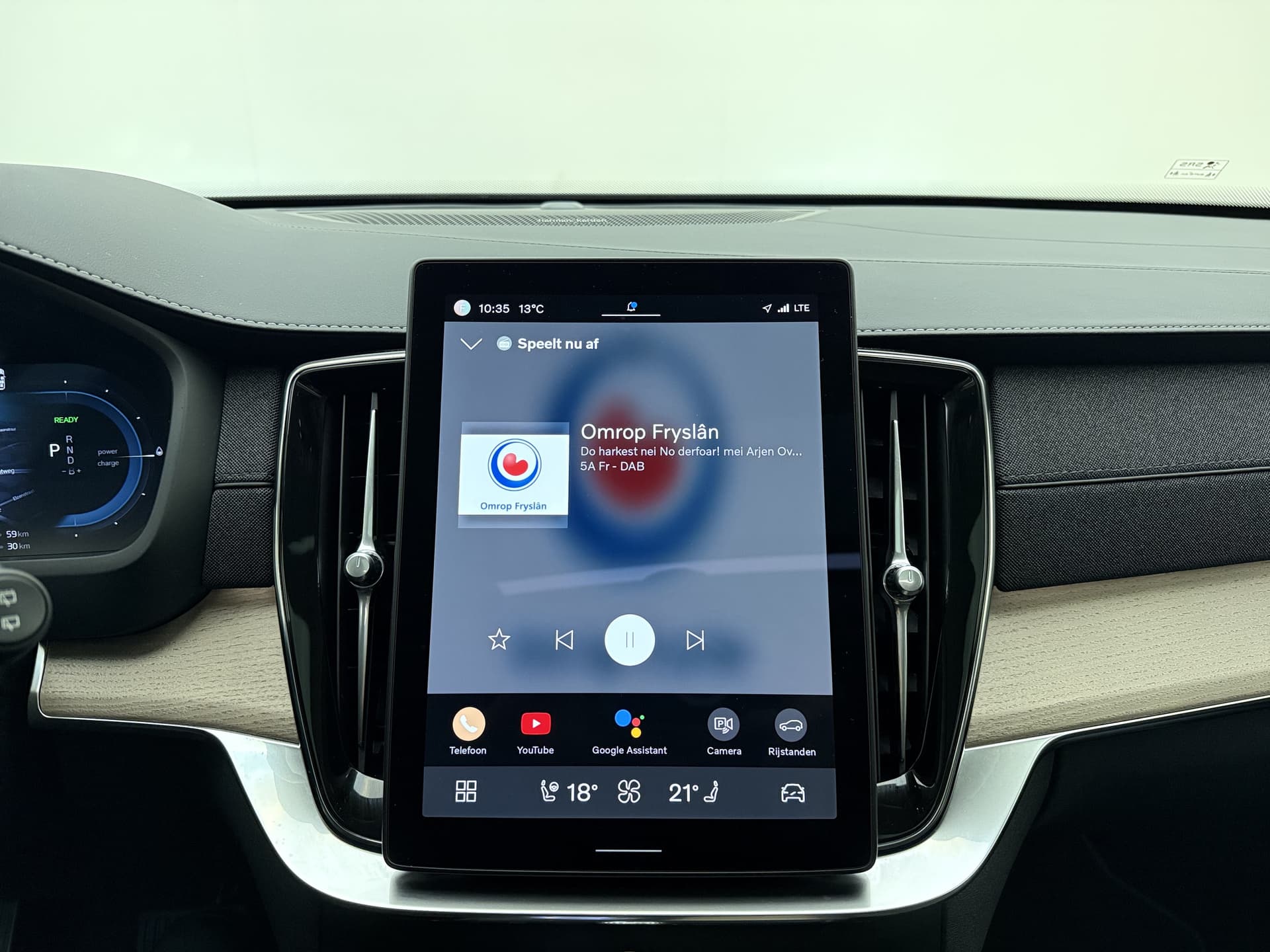 Volvo XC90 T8 455pk AWD Plus Dark / Panorama dak / 360 camera / Lederen dashboard / Geïntegreerd kinderzitje / Harman en kardon audio / thumbnail 27