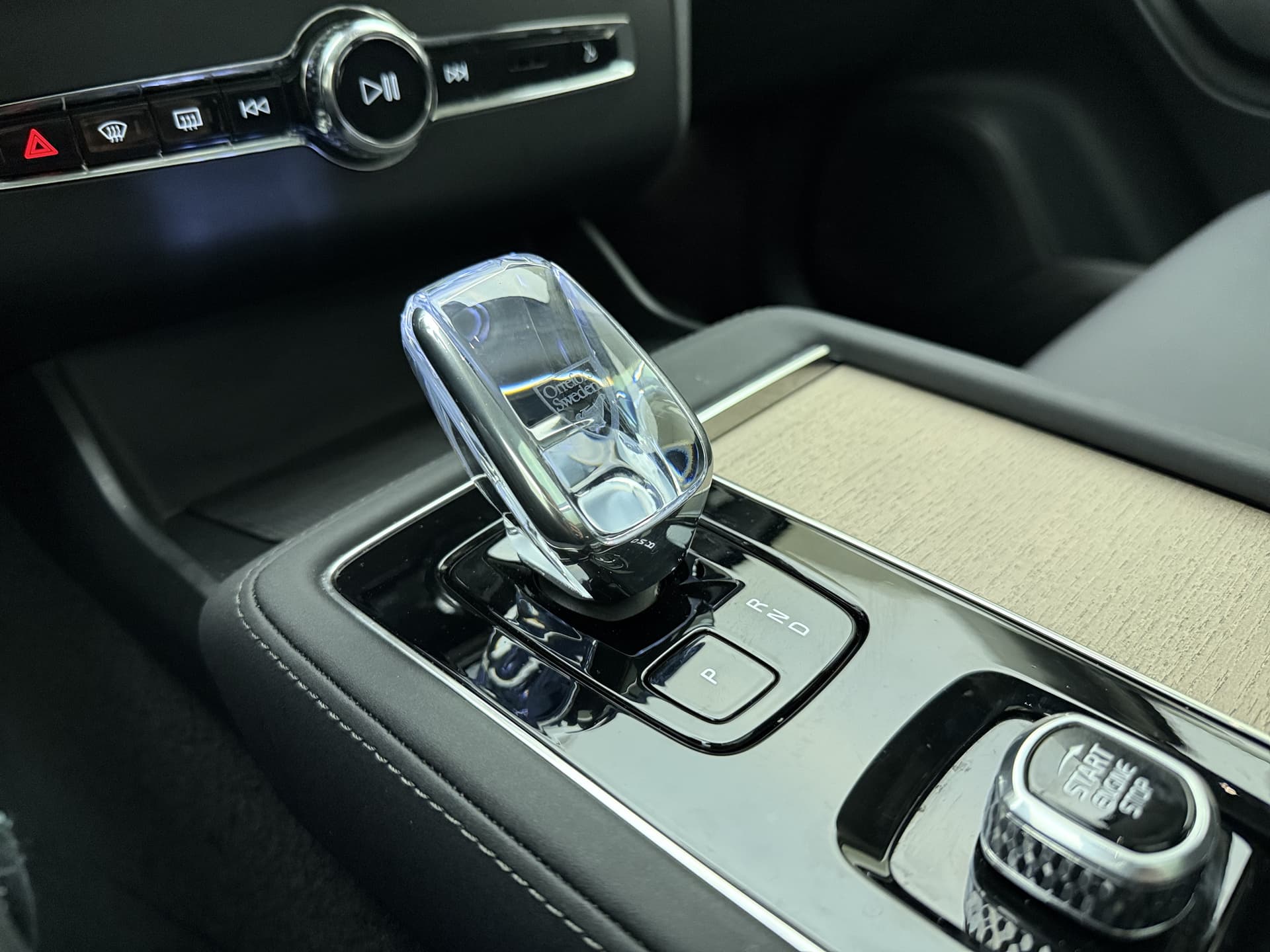 Volvo XC90 T8 455pk AWD Plus Dark / Panorama dak / 360 camera / Lederen dashboard / Geïntegreerd kinderzitje / Harman en kardon audio / thumbnail 41