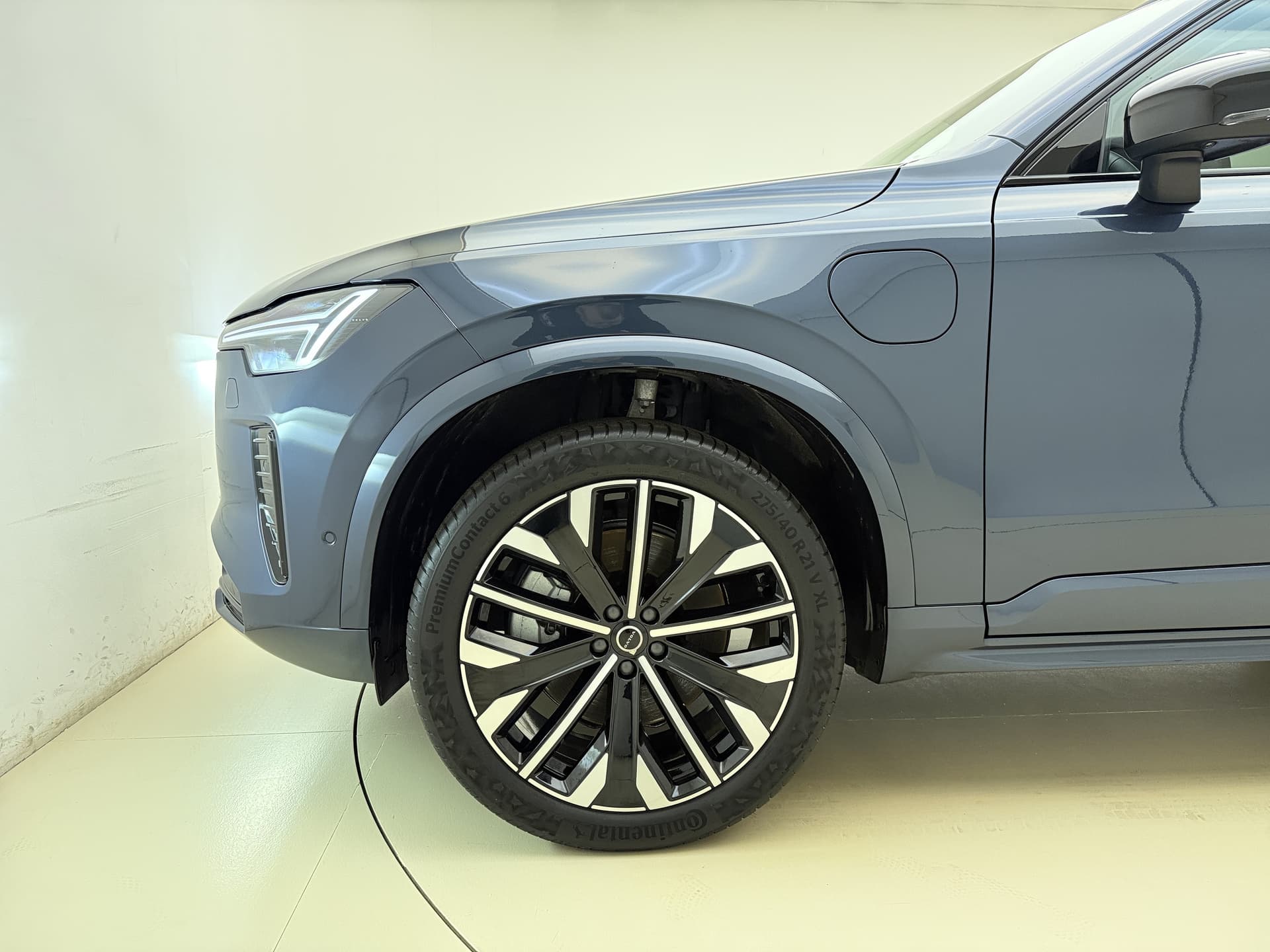 Volvo XC90 T8 455pk AWD Plus Dark / Panorama dak / 360 camera / Lederen dashboard / Geïntegreerd kinderzitje / Harman en kardon audio / thumbnail 49