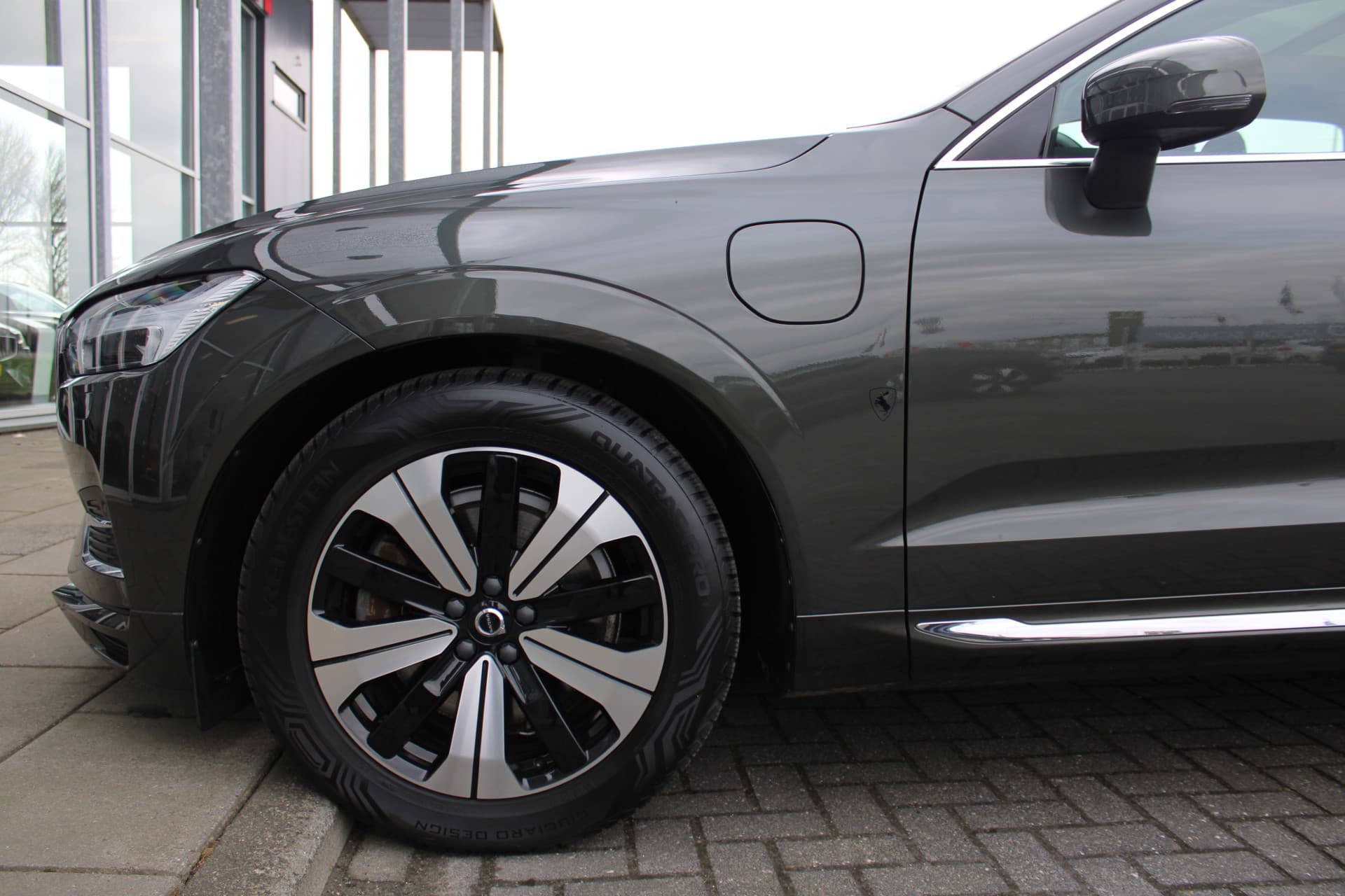 Volvo XC60 T8 Twin Engine AWD Momentum Pro thumbnail 63