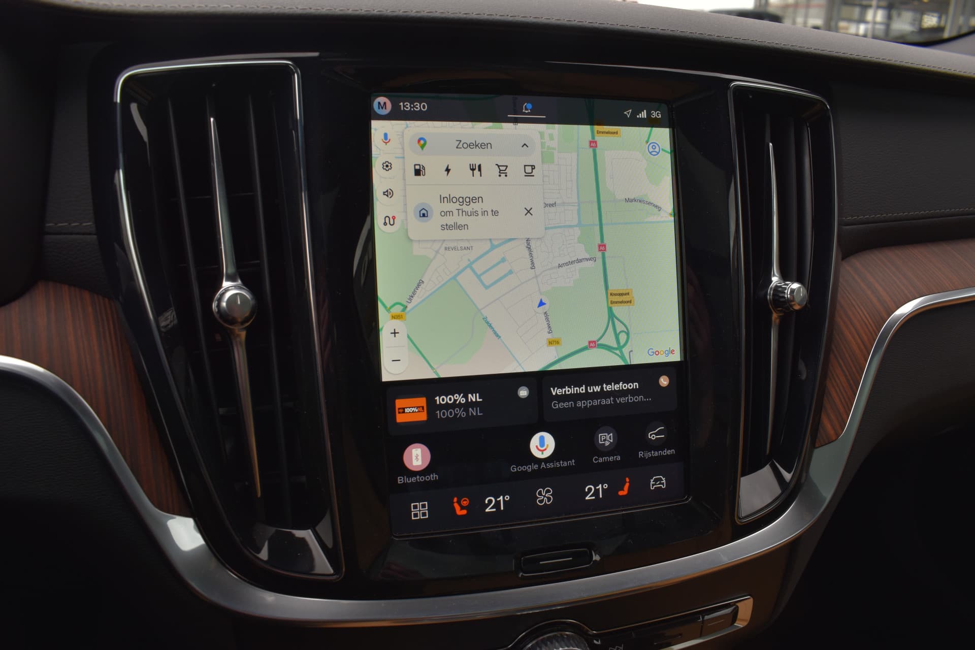 Volvo V60 T6 AWD 350PK Plug-in Hybrid Ultra Dark thumbnail 47