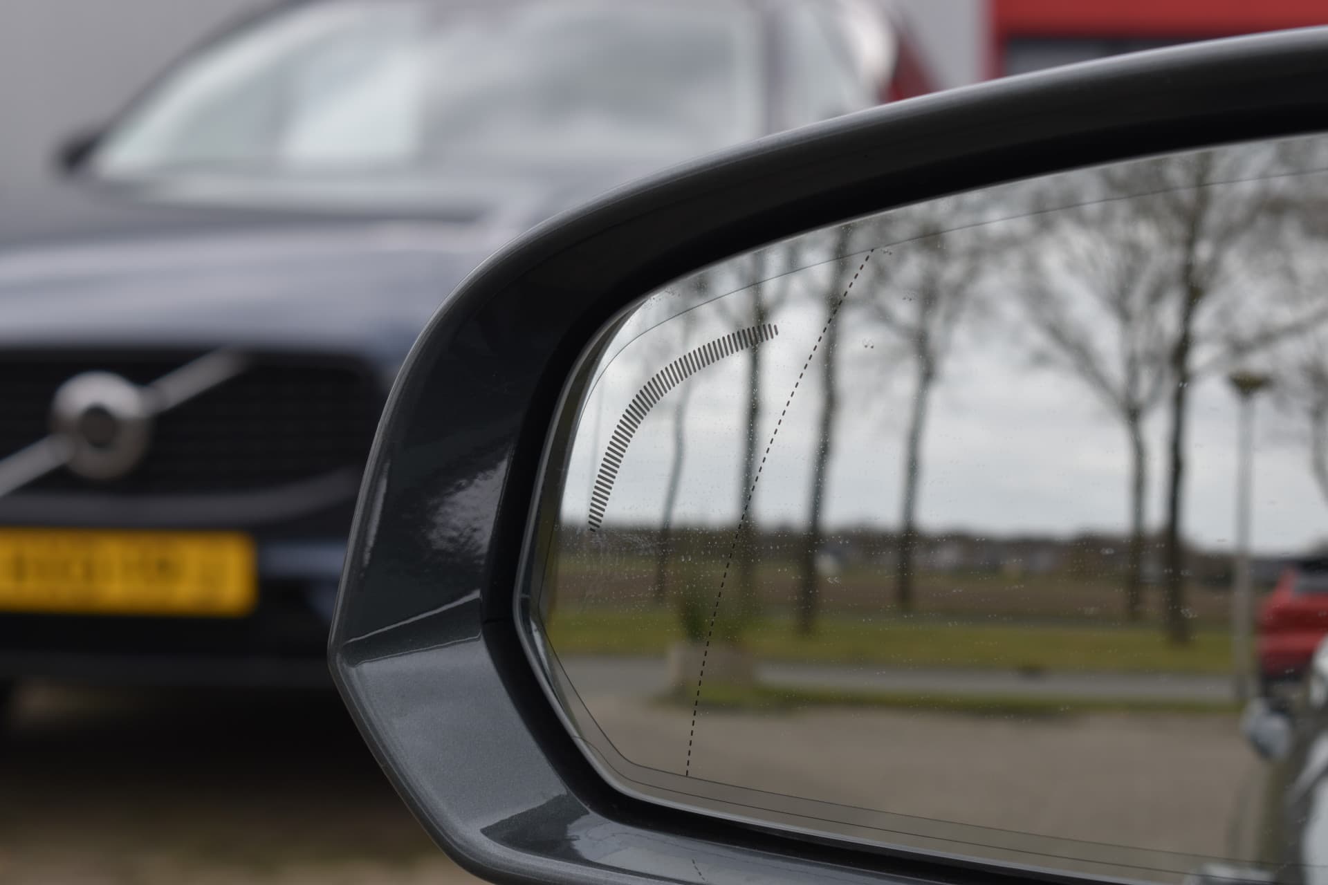 Volvo V60 T6 AWD 350PK Plug-in Hybrid Ultra Dark thumbnail 54