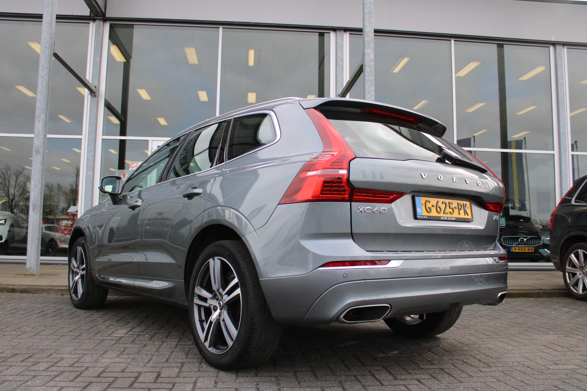 Volvo XC60 T5 Inscription thumbnail 3