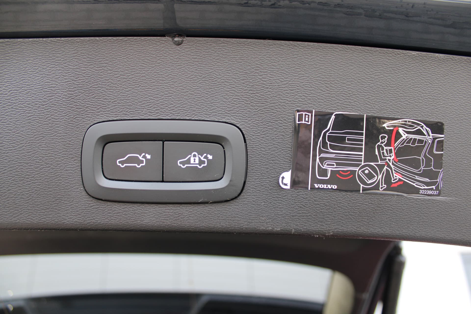 Volvo XC40 T4 Recharge Inscription thumbnail 12