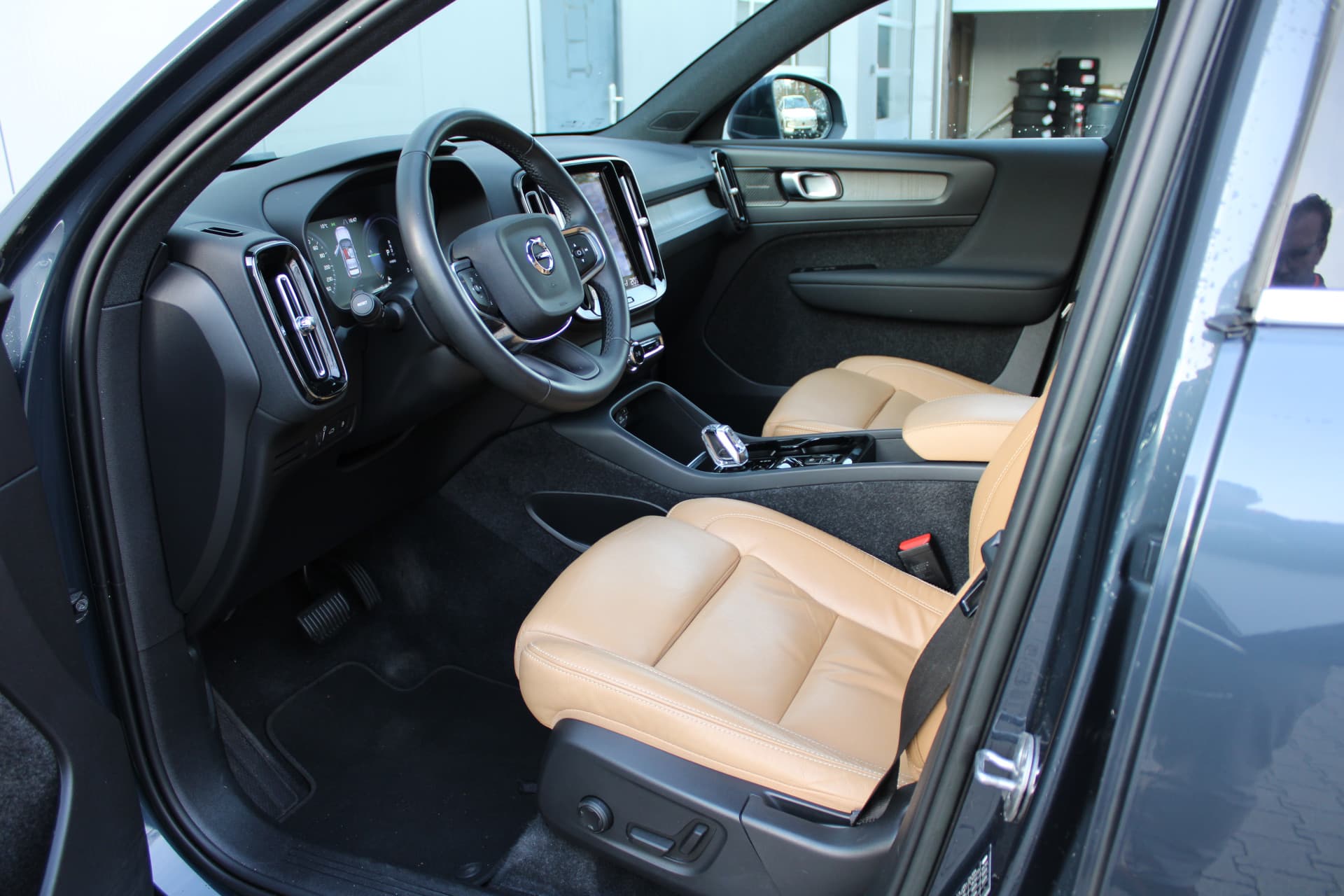 Volvo XC40 T4 Recharge Inscription thumbnail 17