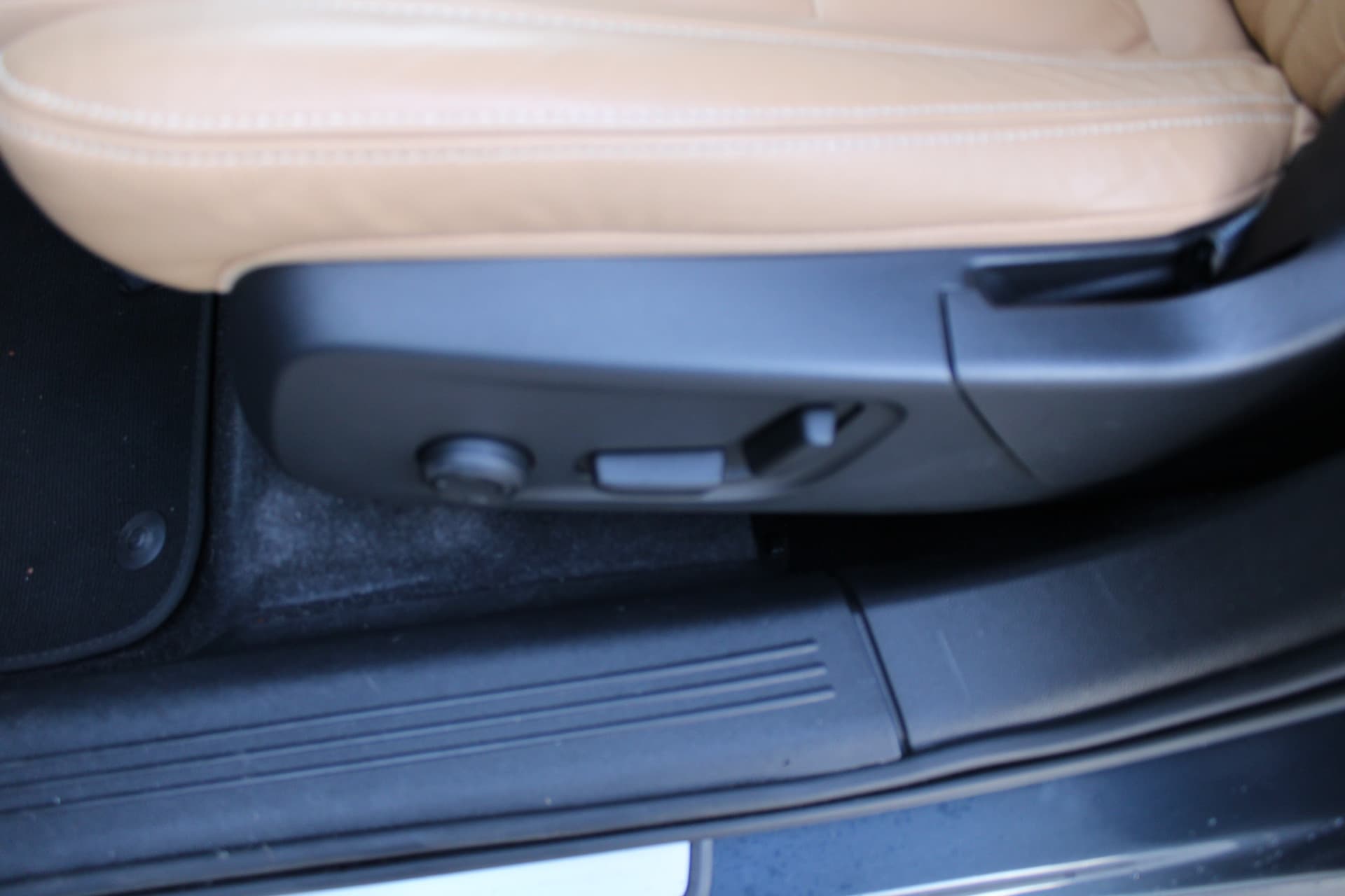 Volvo XC40 T4 Recharge Inscription thumbnail 18